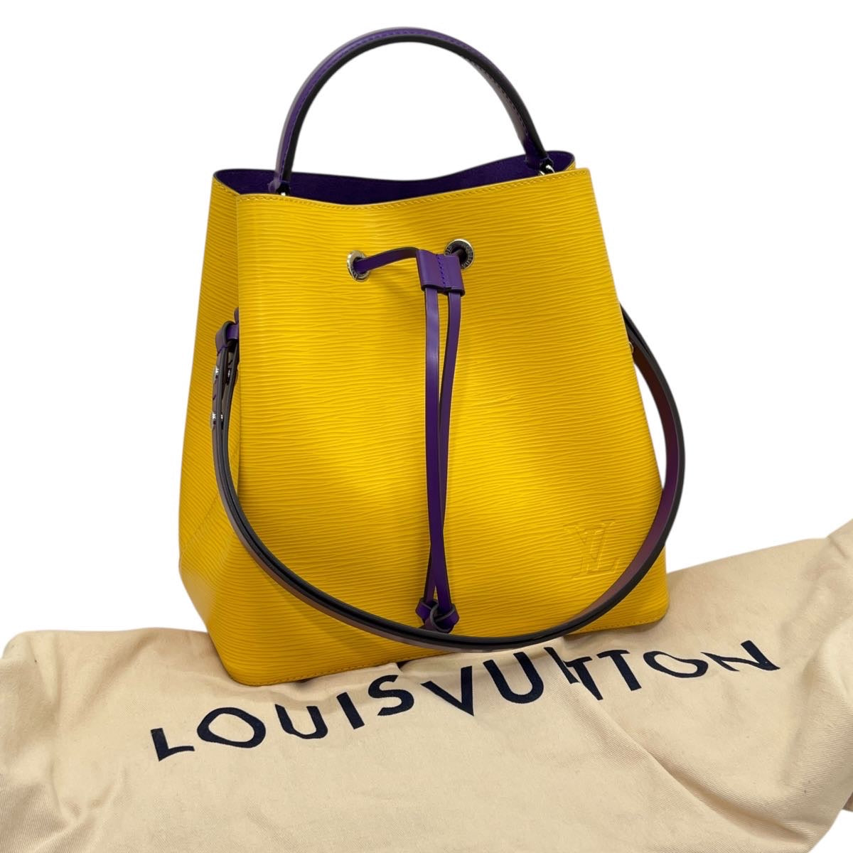 LOUIS VUITTON BORSA NEONOÈ MM IN PELLE EPI