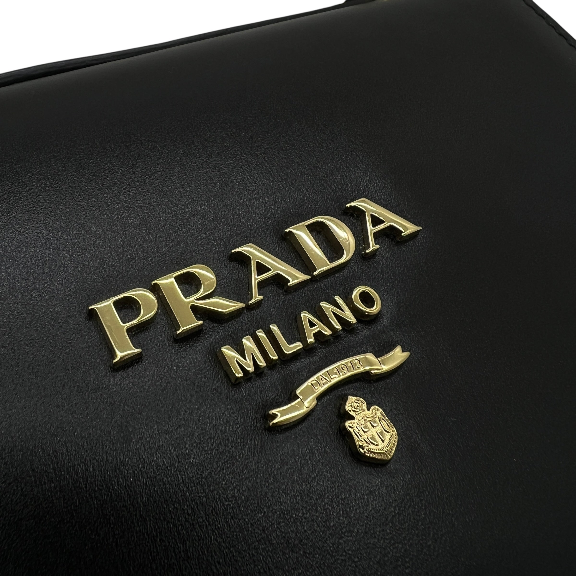 Borsa a spalla in pelle liscia