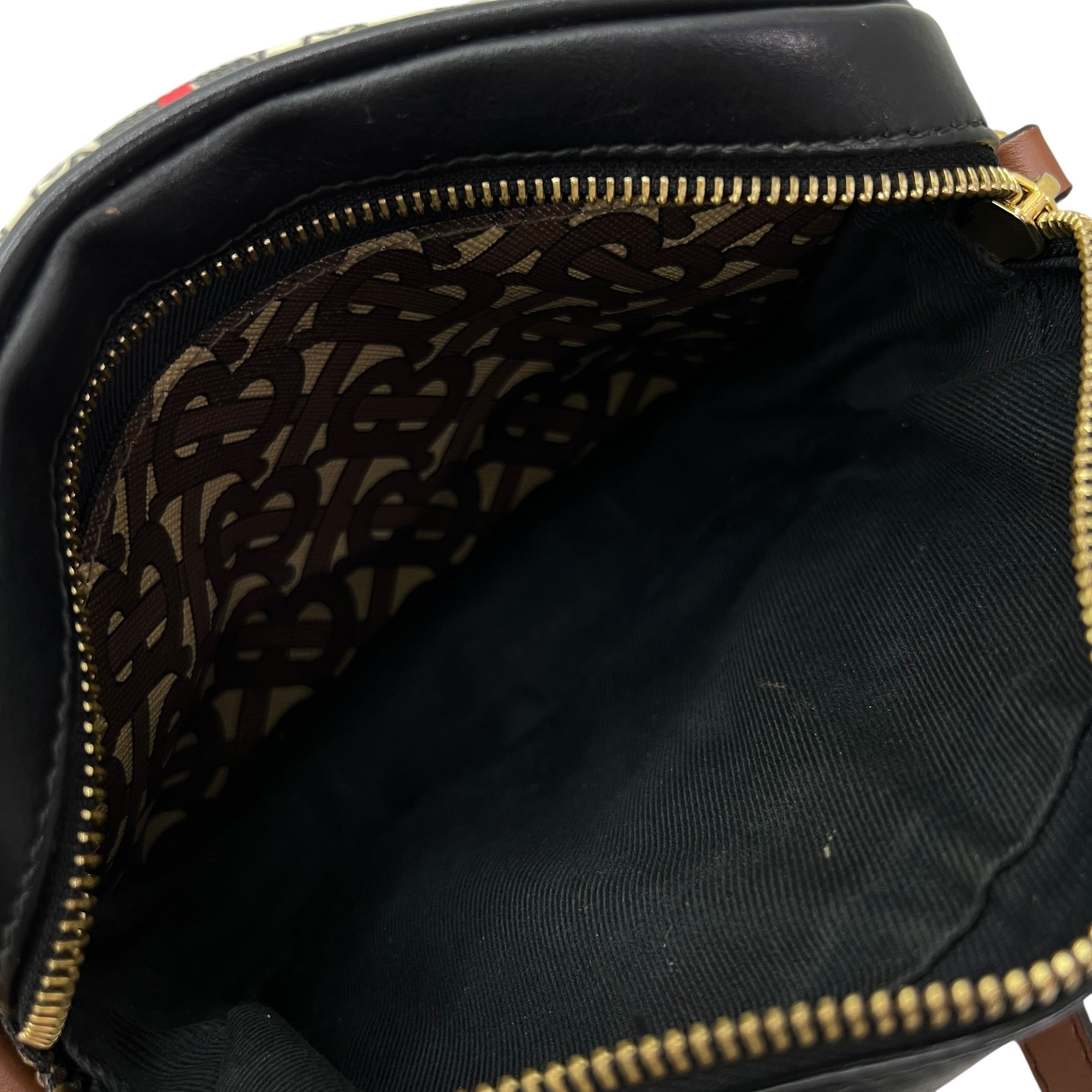 Burberry camera bag piccola con tracolla