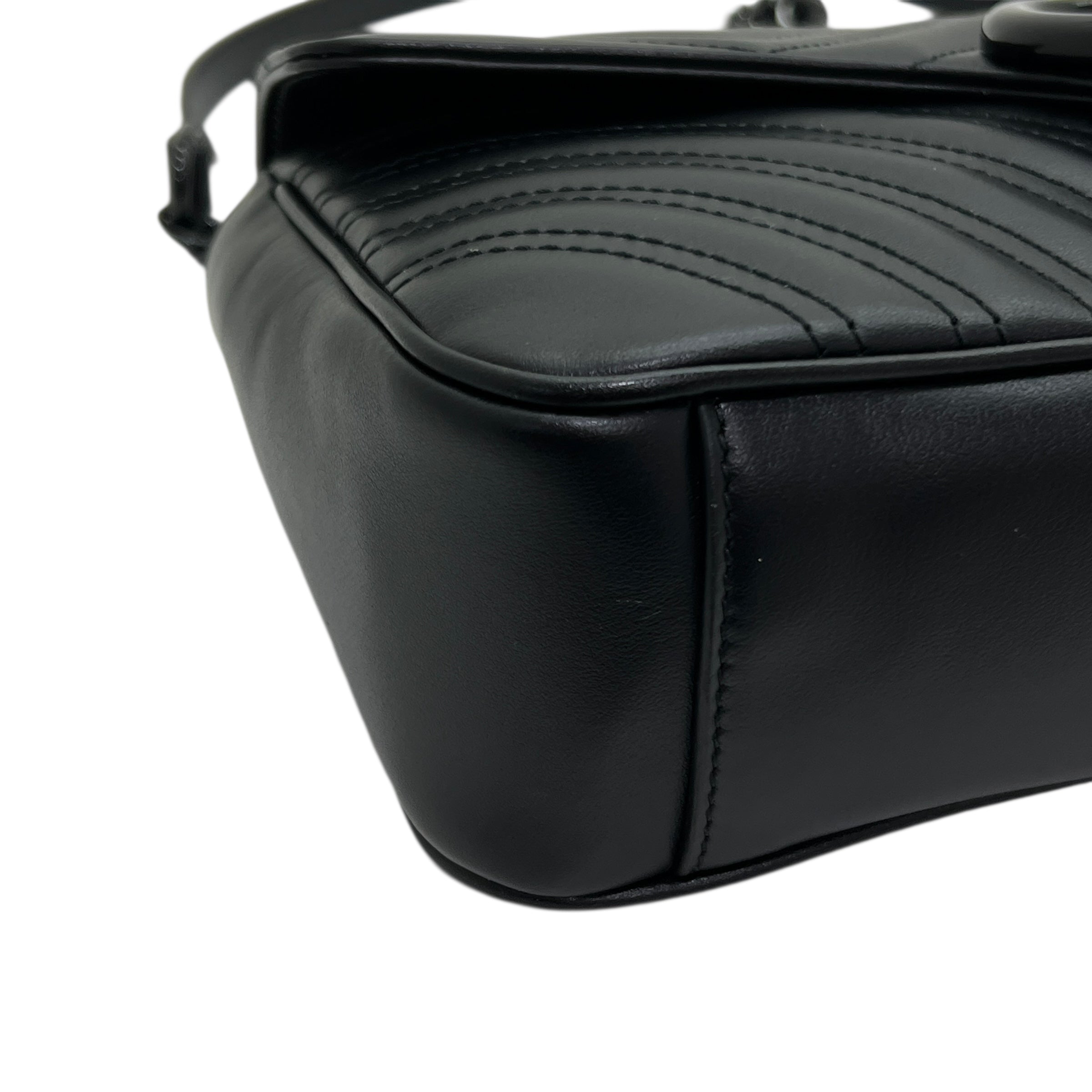 Borsa a spalla GG Marmont misura media