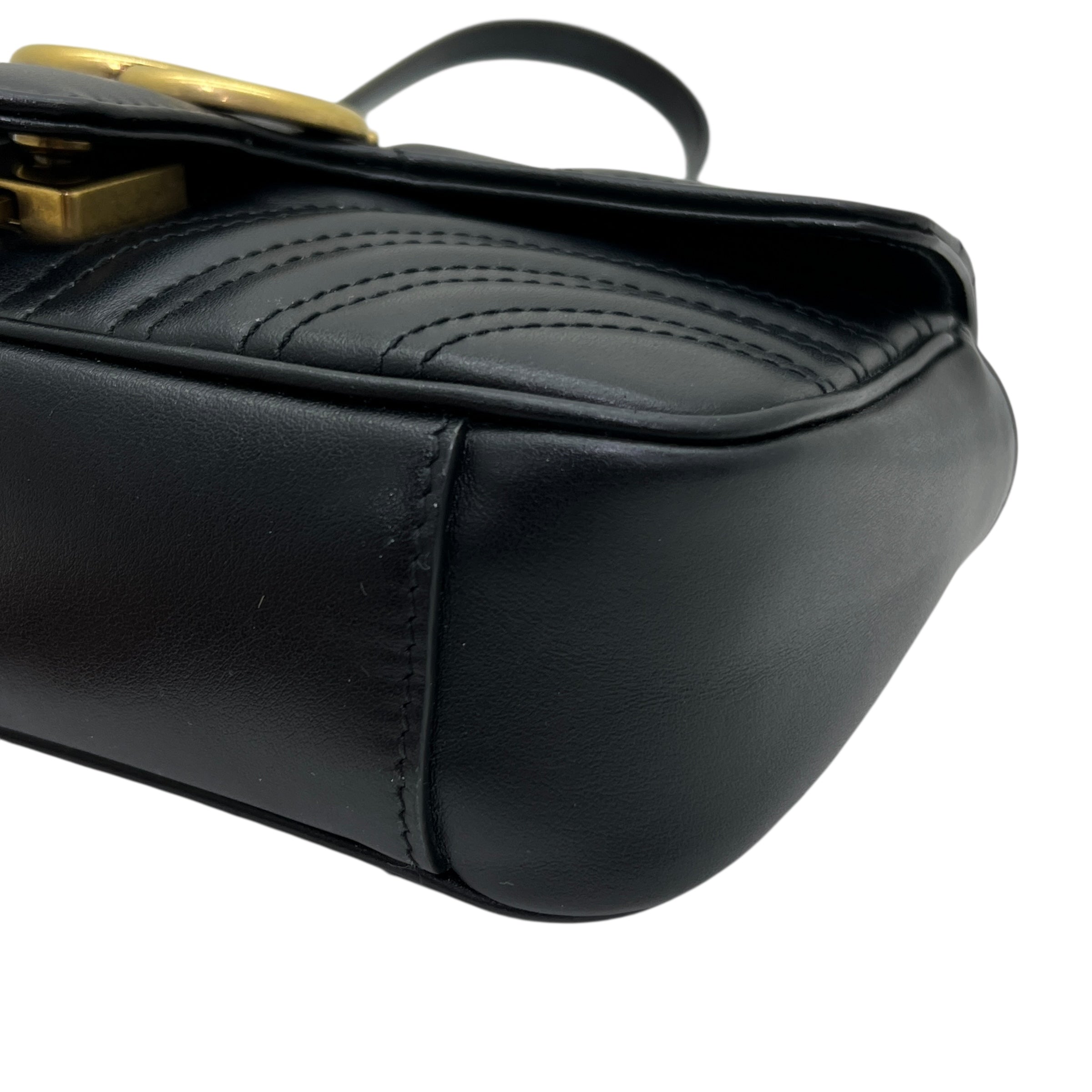 Gucci borsa a spalla GG Marmont misura piccola