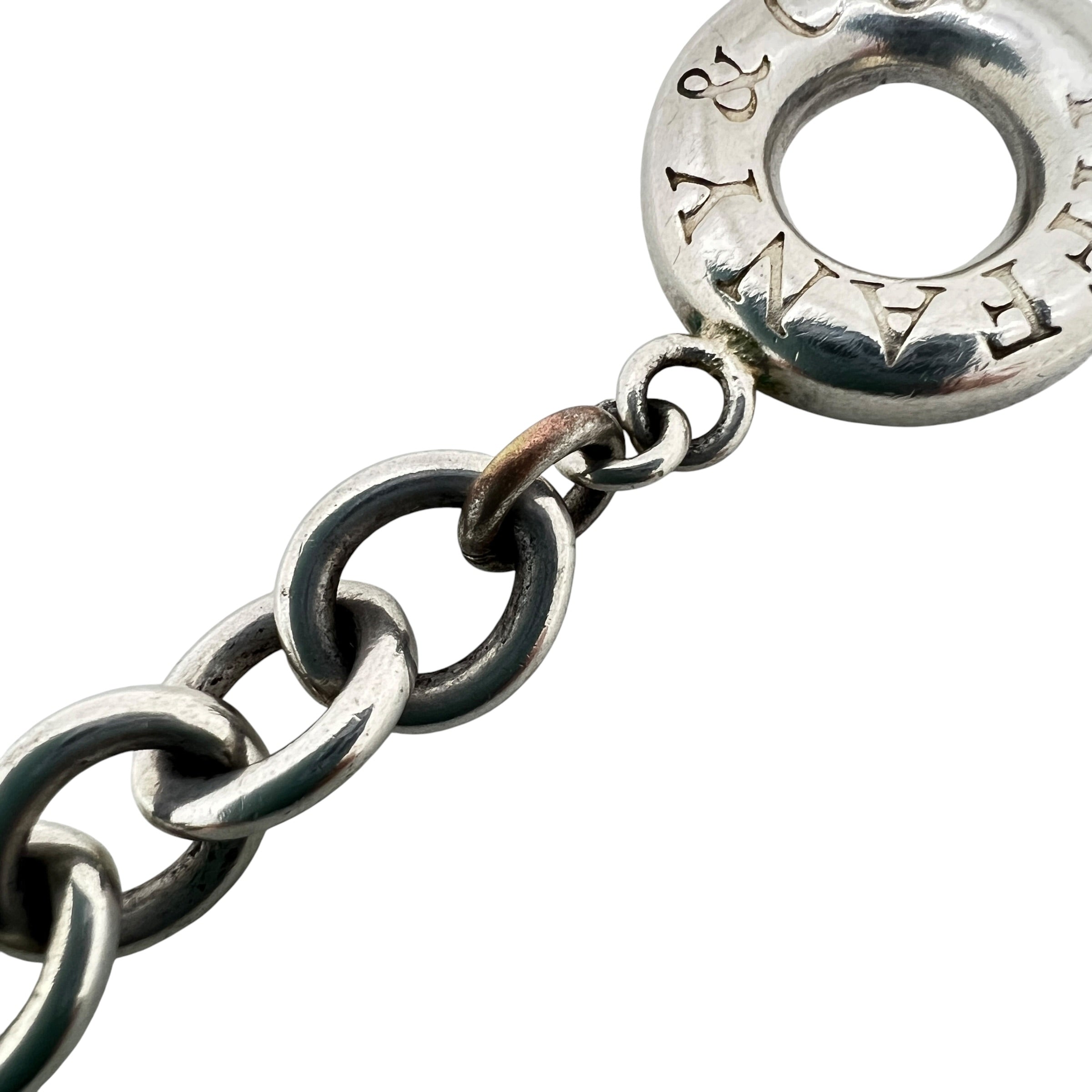 Girocollo con chiusura Toggle e pendenti