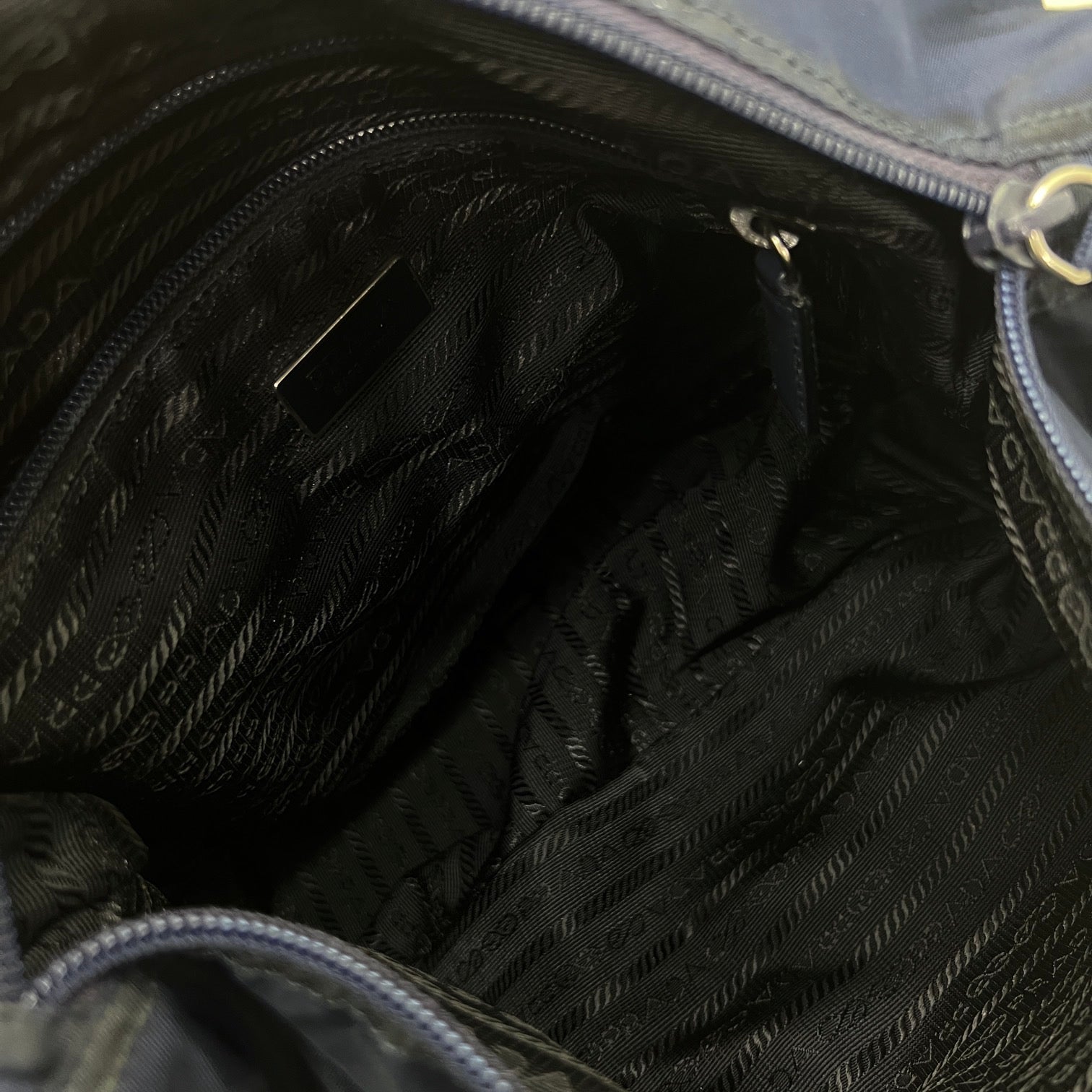 PRADA BORSA A TRACOLLA IN NYLON BLU