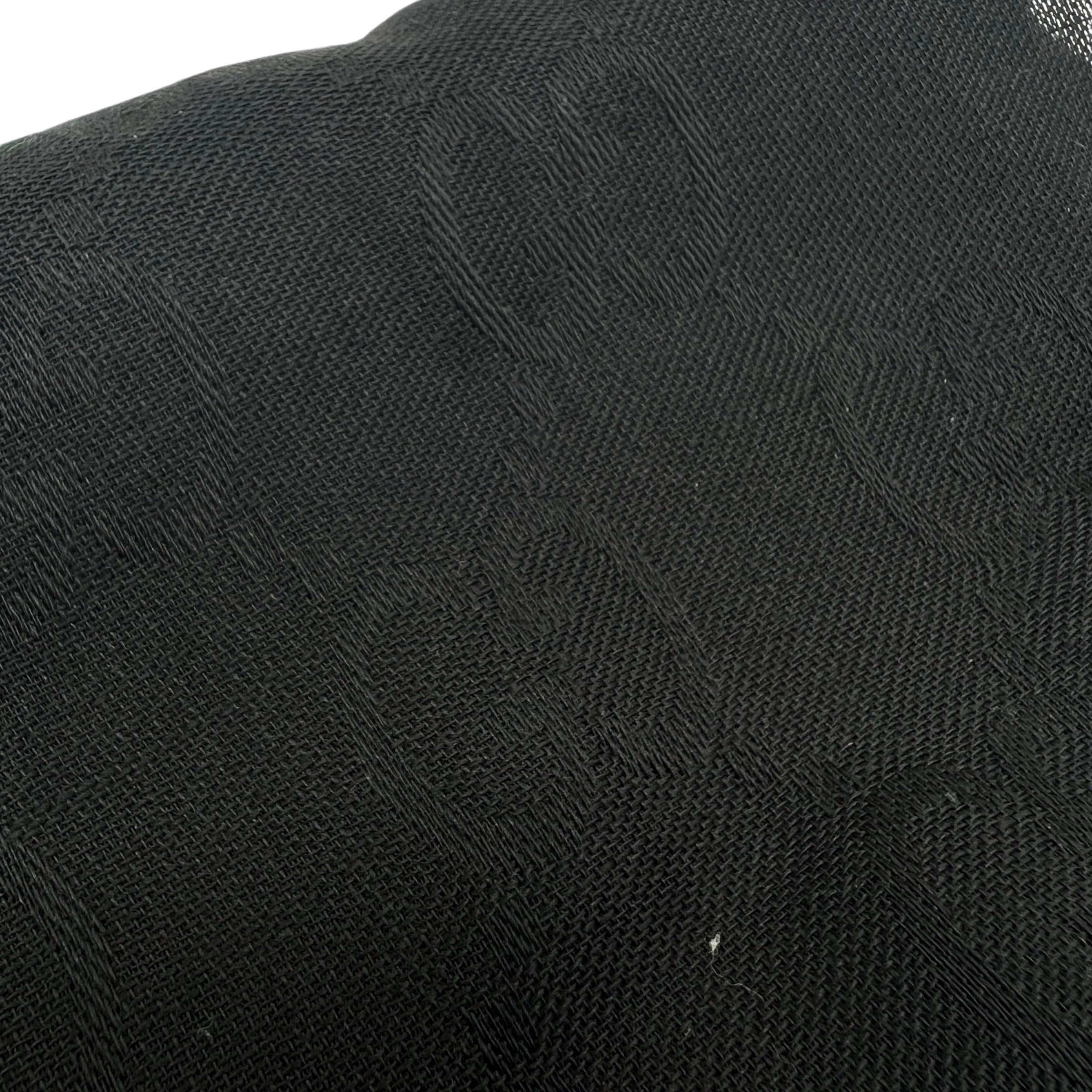 Scialle leggero in lana e seta