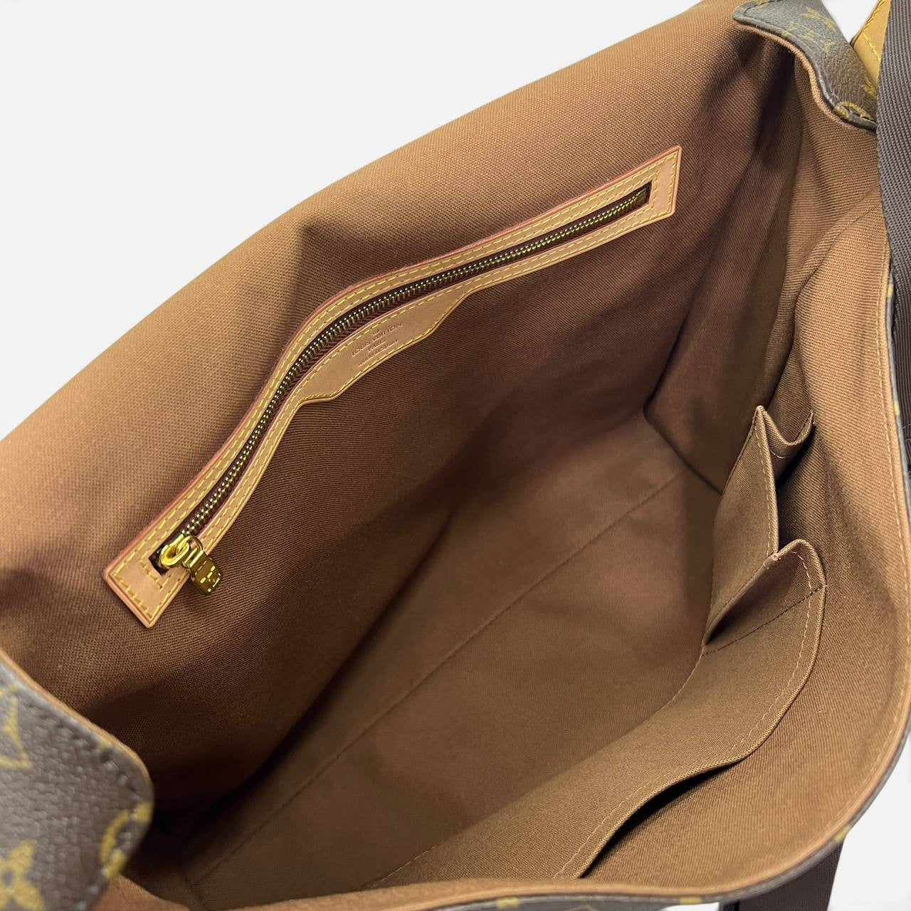 Abbesses borsa messenger Monogram