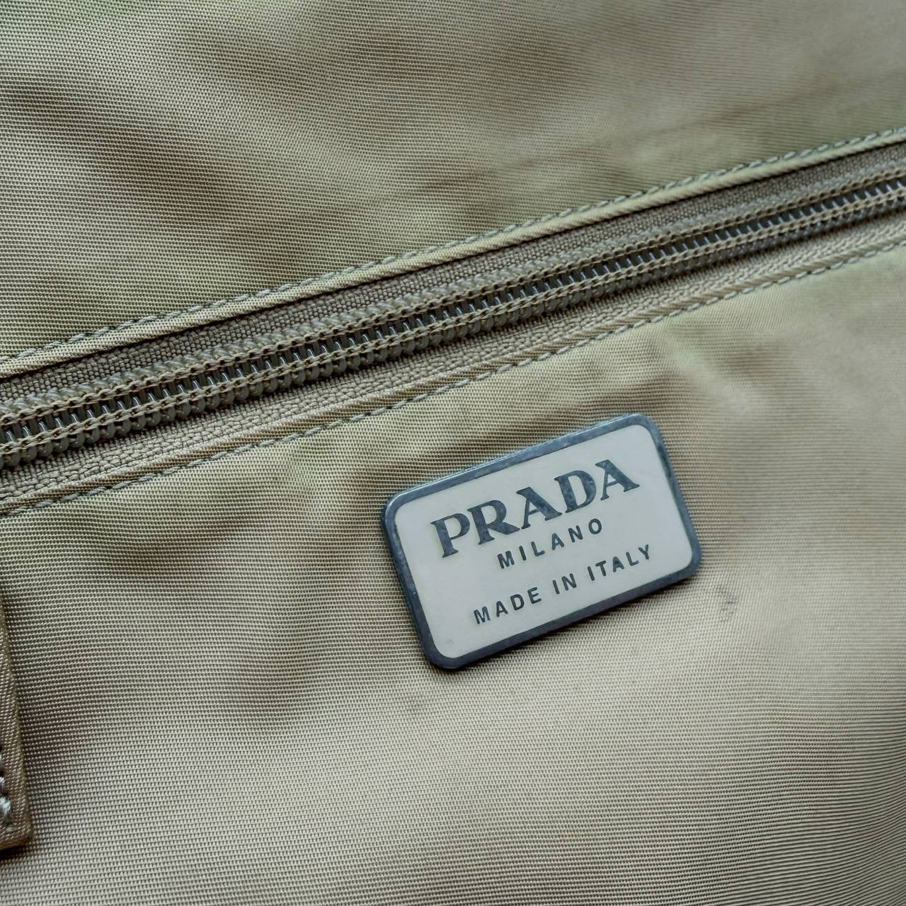 Borsa a mano vintage in nylon cachi