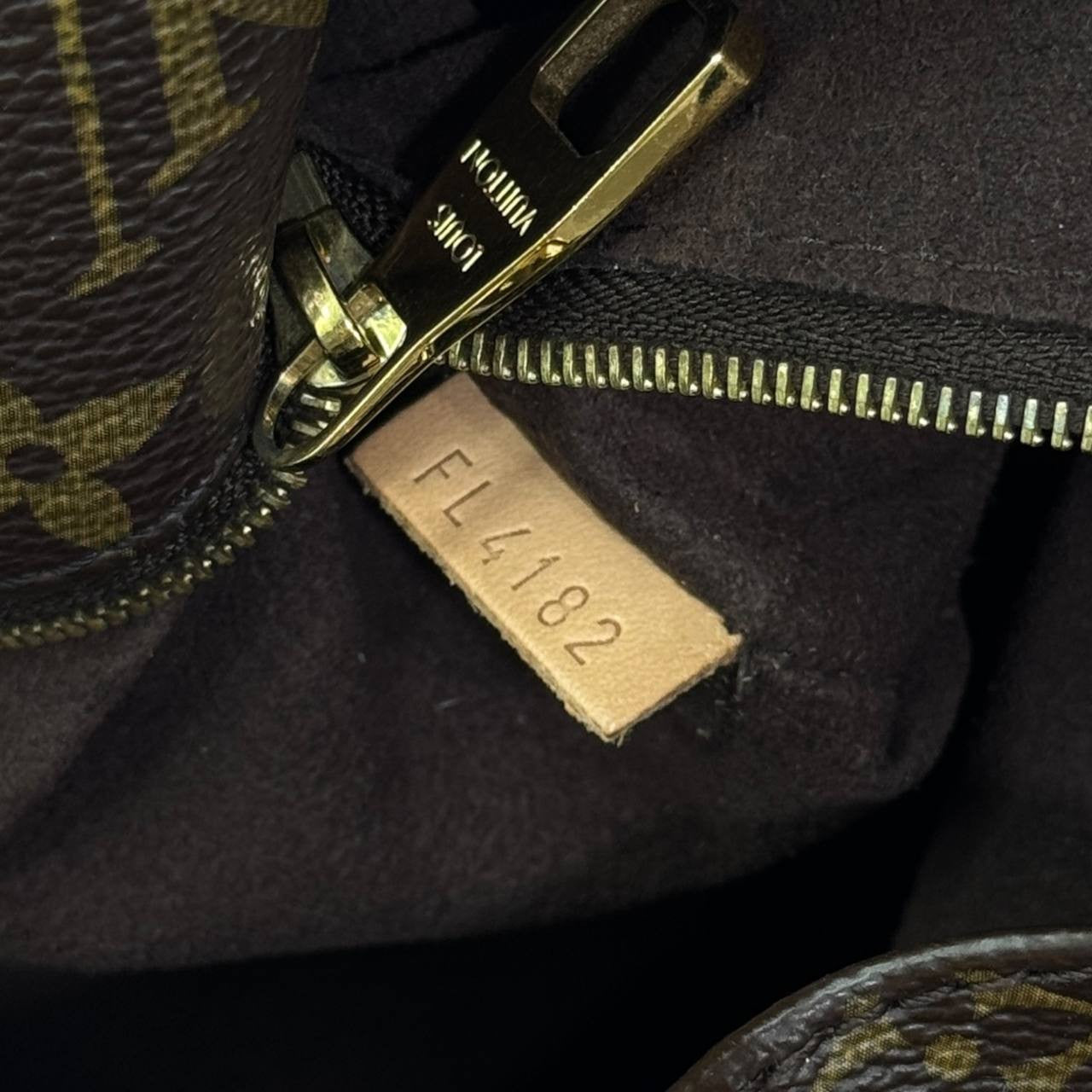 Borsa Metis Hobo