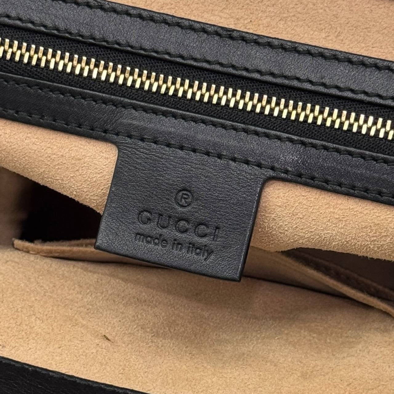Borsa Shopping GG Signature