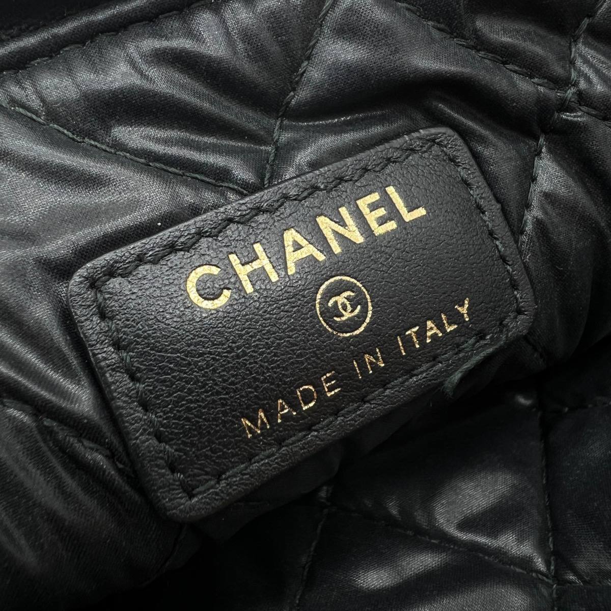 Boy pochette in pelle trapuntata