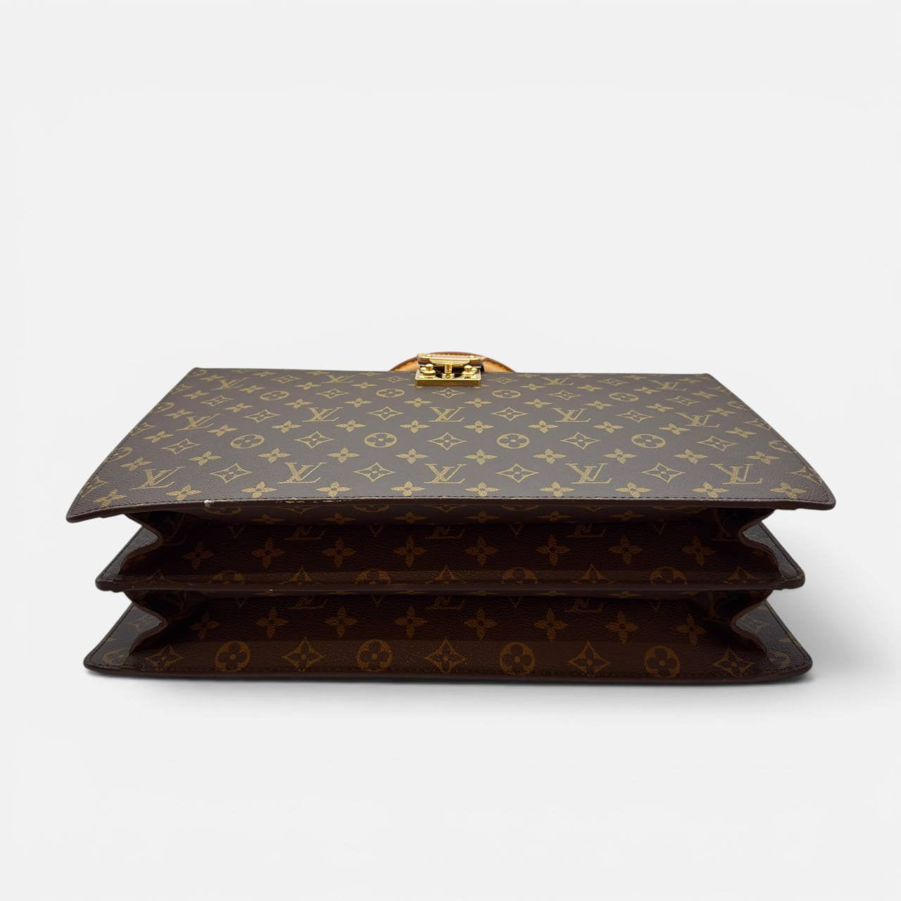 Cartella Monogram Serviette Fermoir