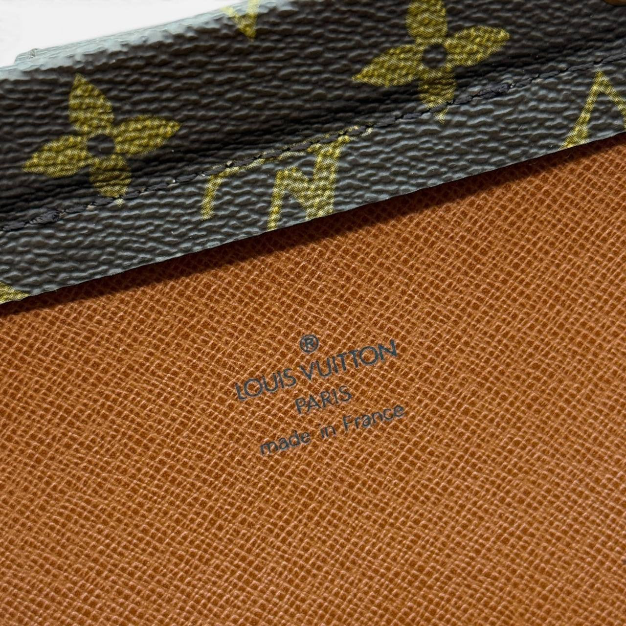Cartella Monogram Serviette Fermoir