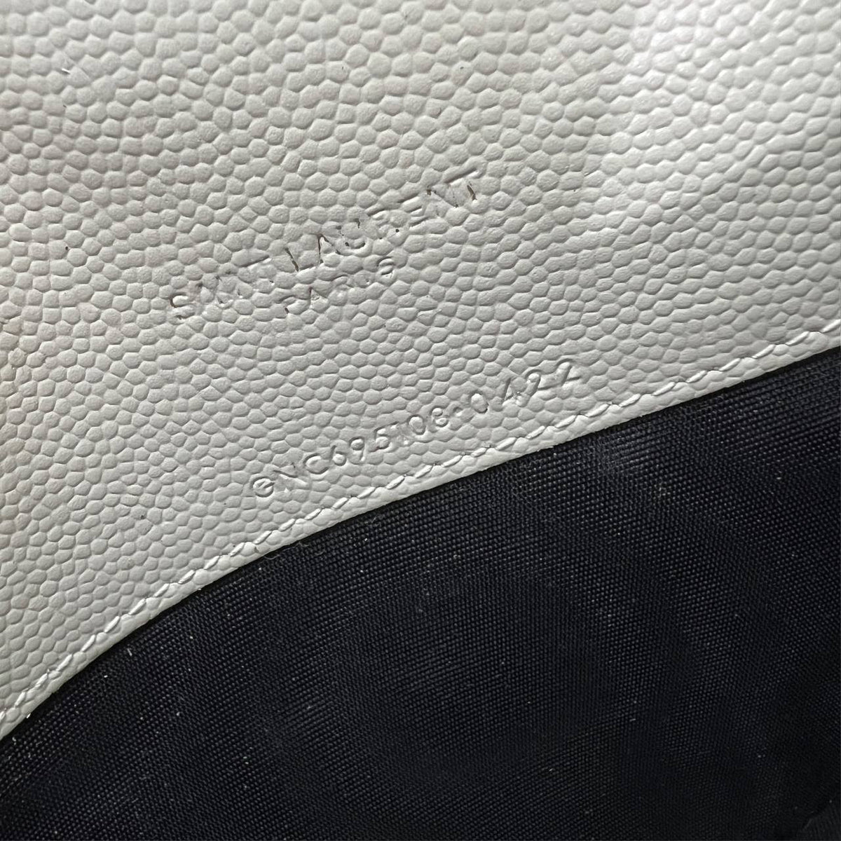 Envelope pochette con catena