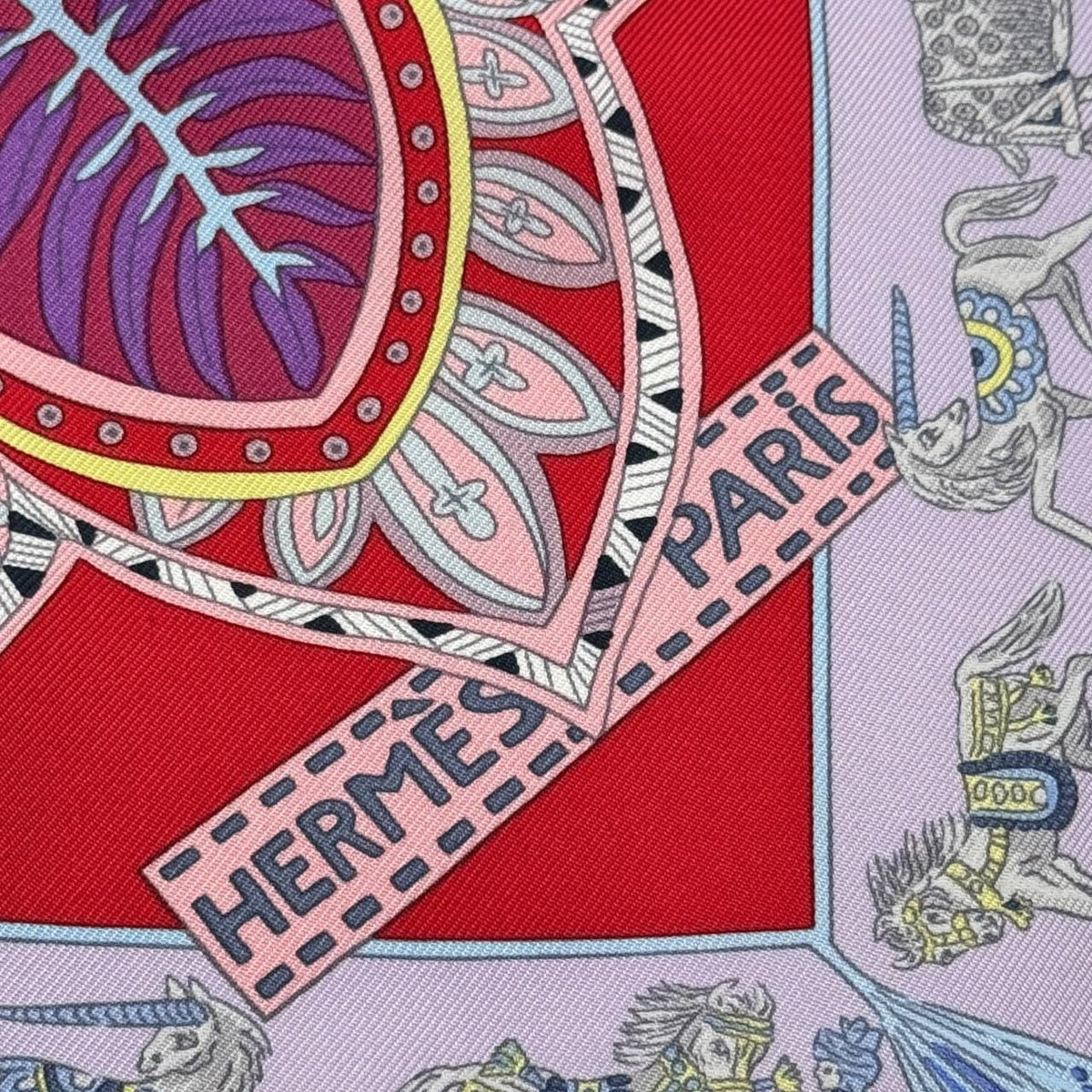 Foulard Carré 90 “Le Jardin De La Maharani”
