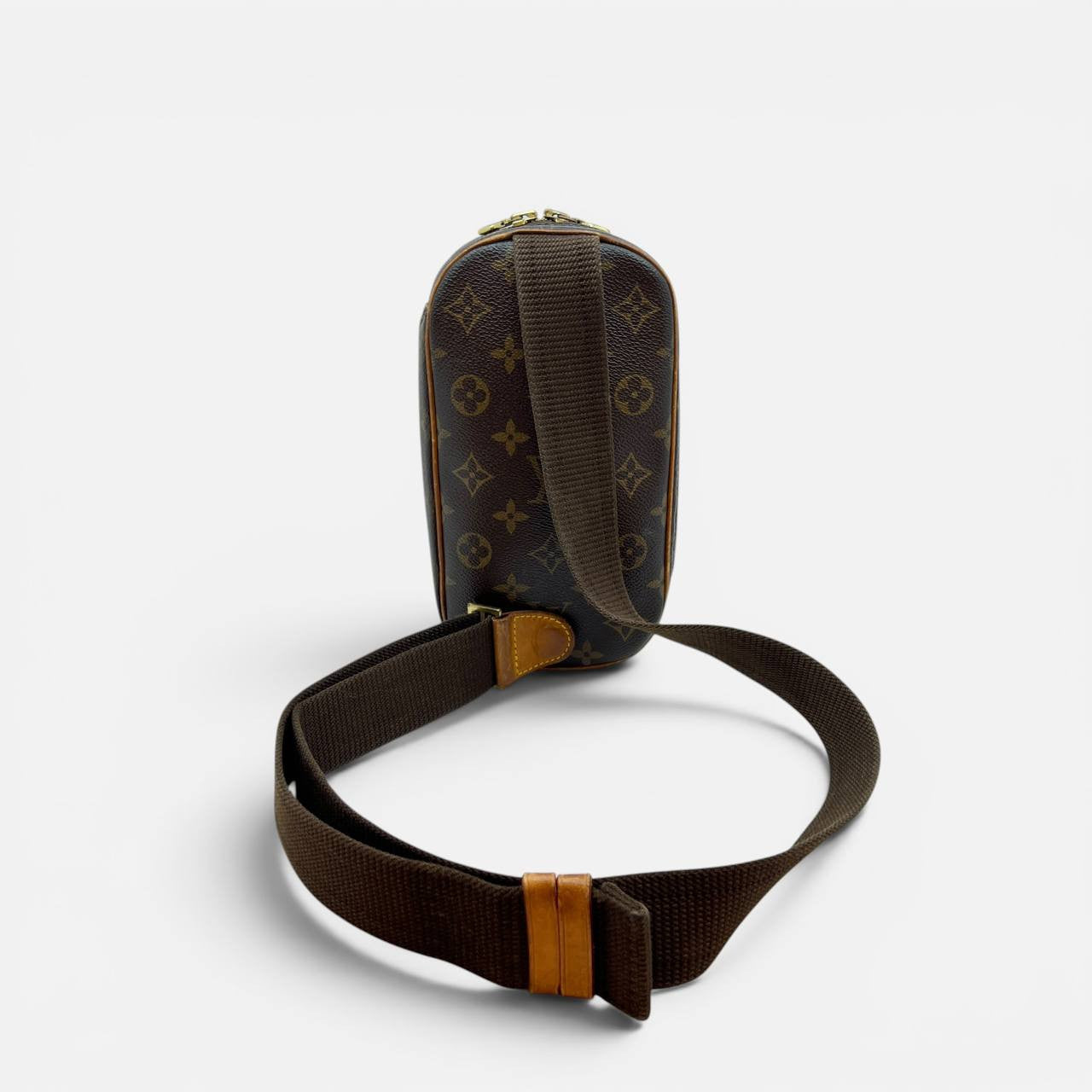 Pochette Gange con tracolla