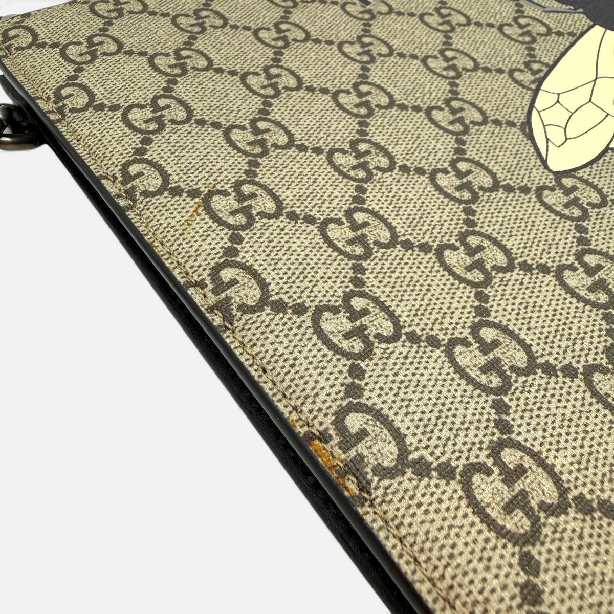 Pochette GG Supreme “Blind For Love” con stampa ape