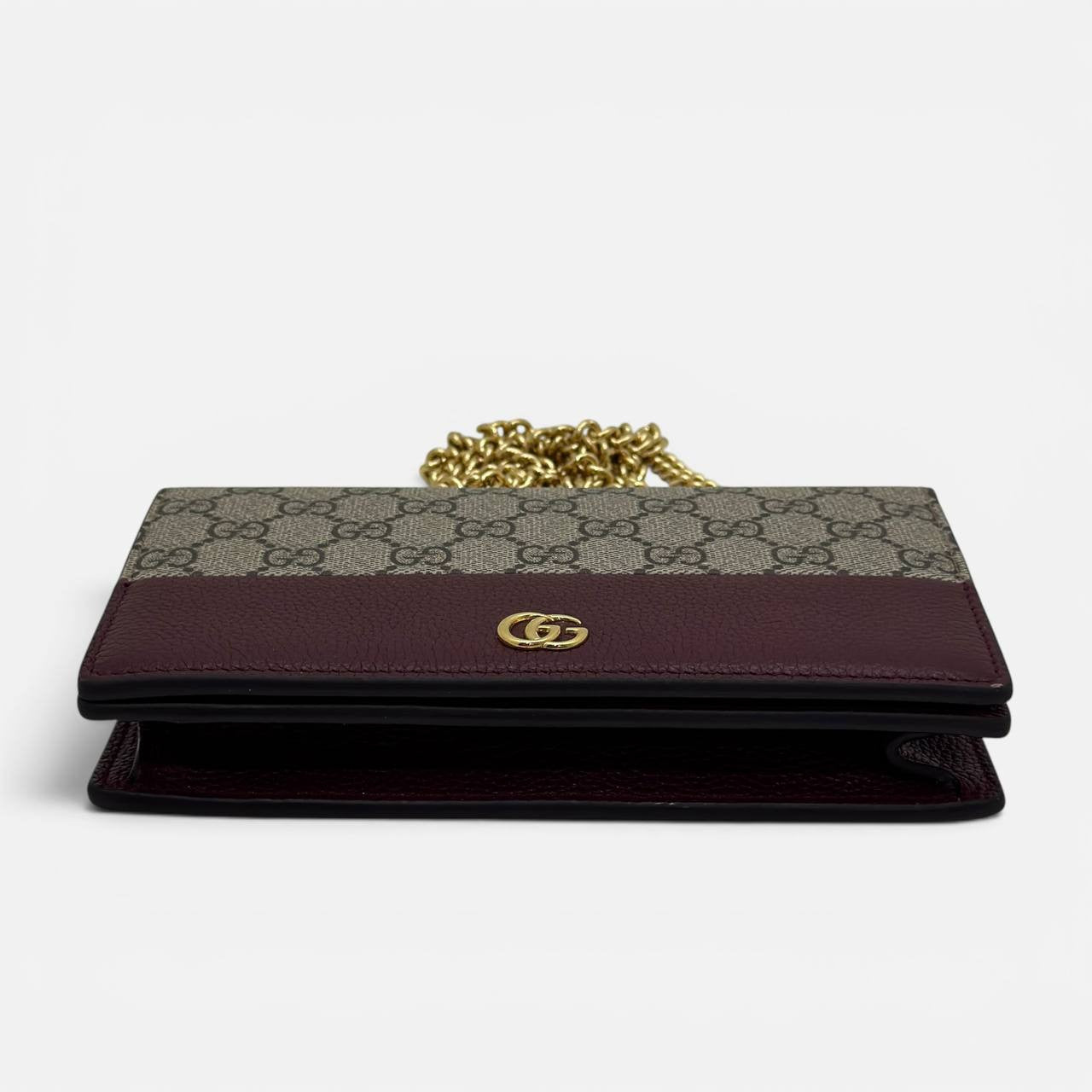 Portafoglio con tracolla GG Marmont