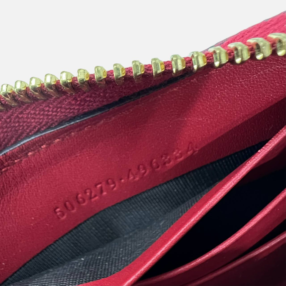 Portafoglio con zip