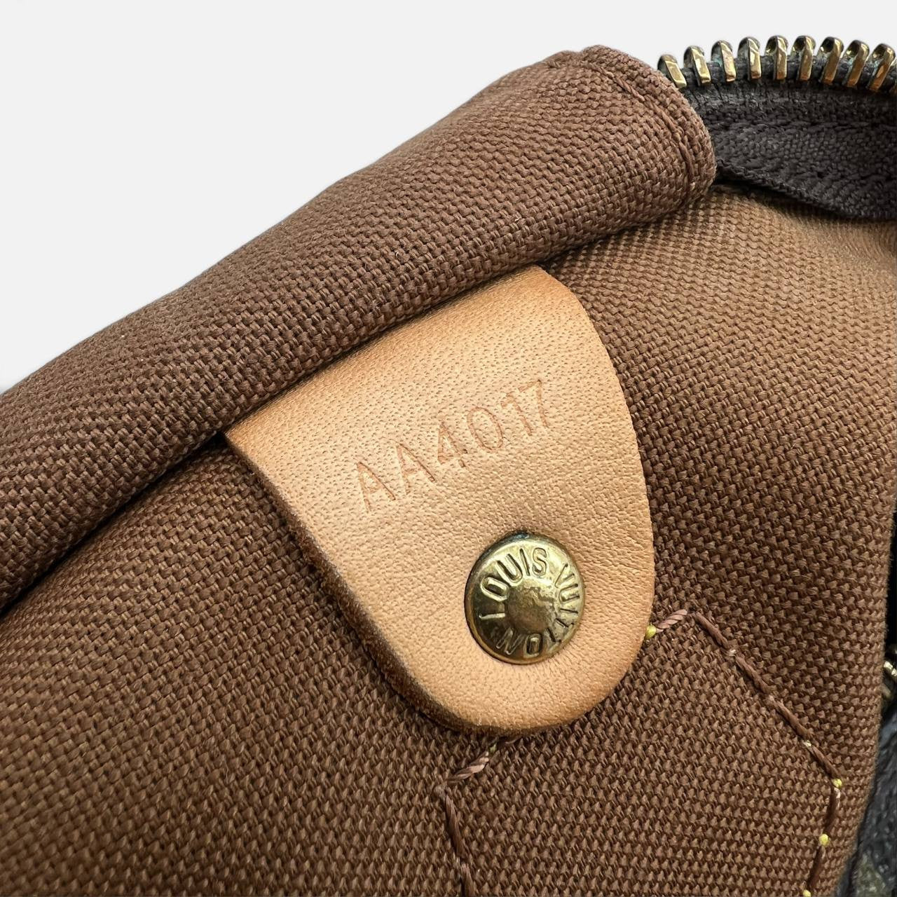 Speedy 35 Monogram