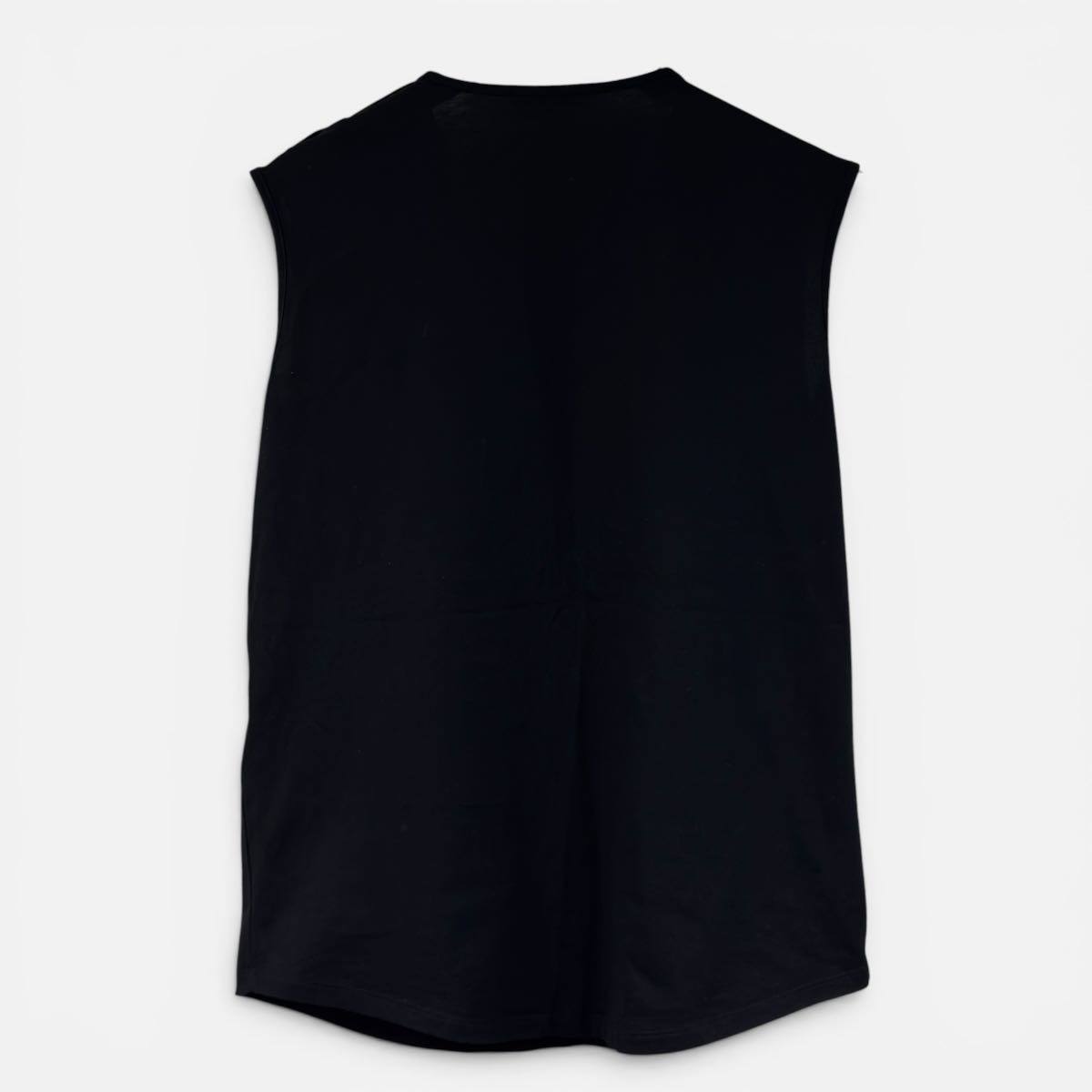 T-shirt con logo taglia M