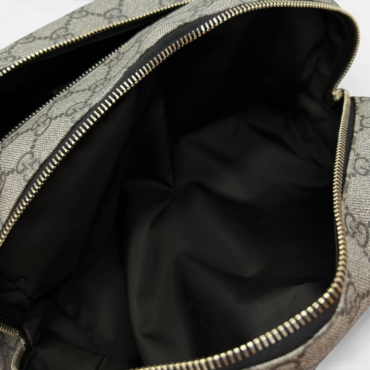 Trousse grande in tela GG Supreme