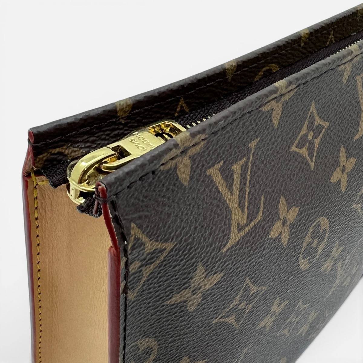 Trousse Toilette 26