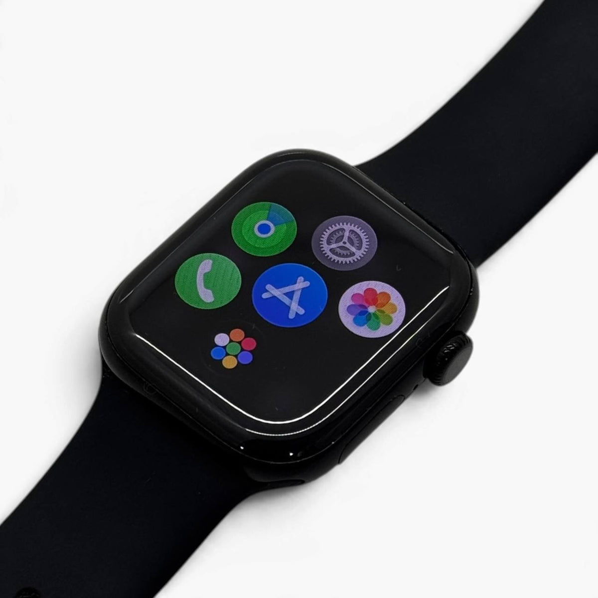 Watch Series 11 42 mm GPS