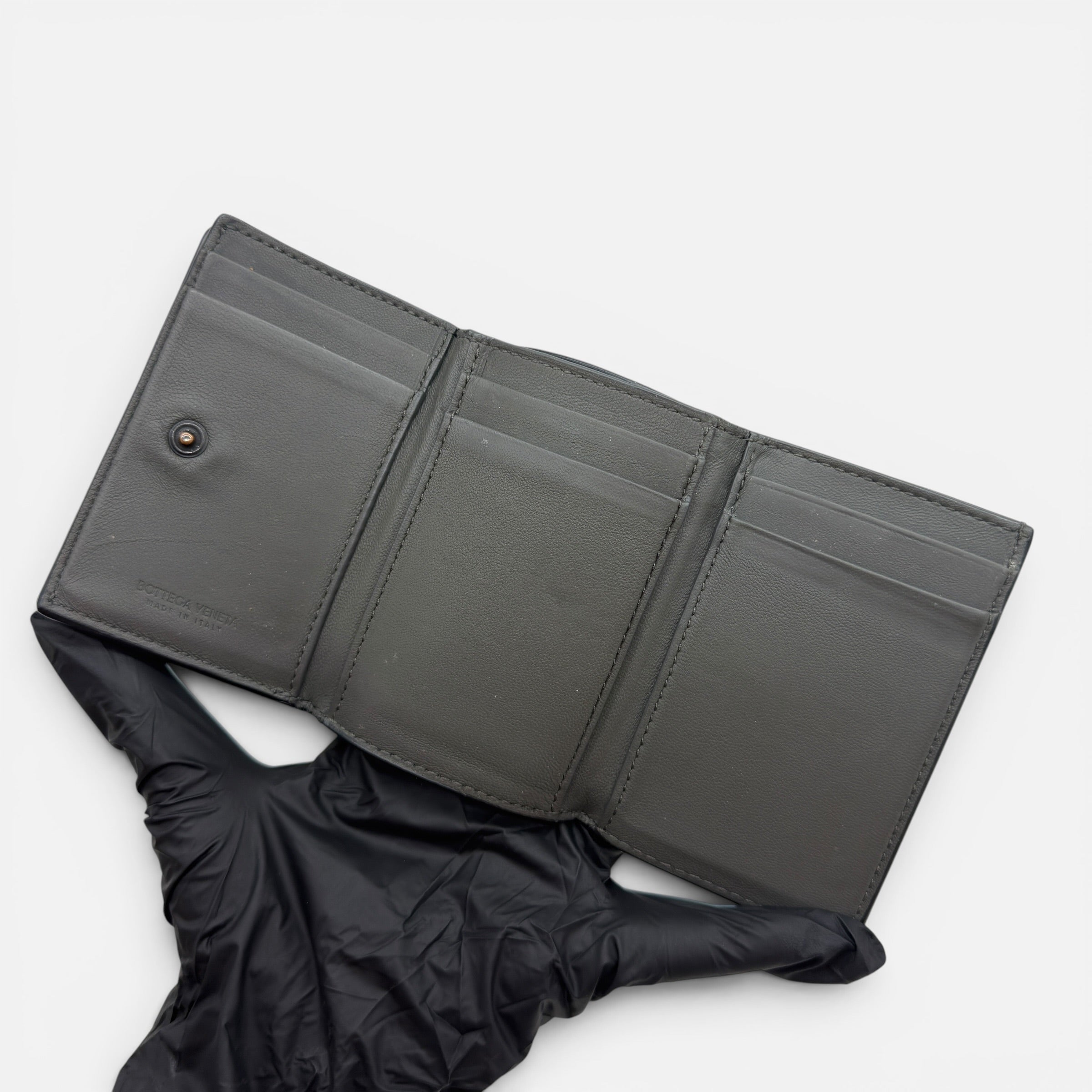 Portafoglio intrecciato tri-fold