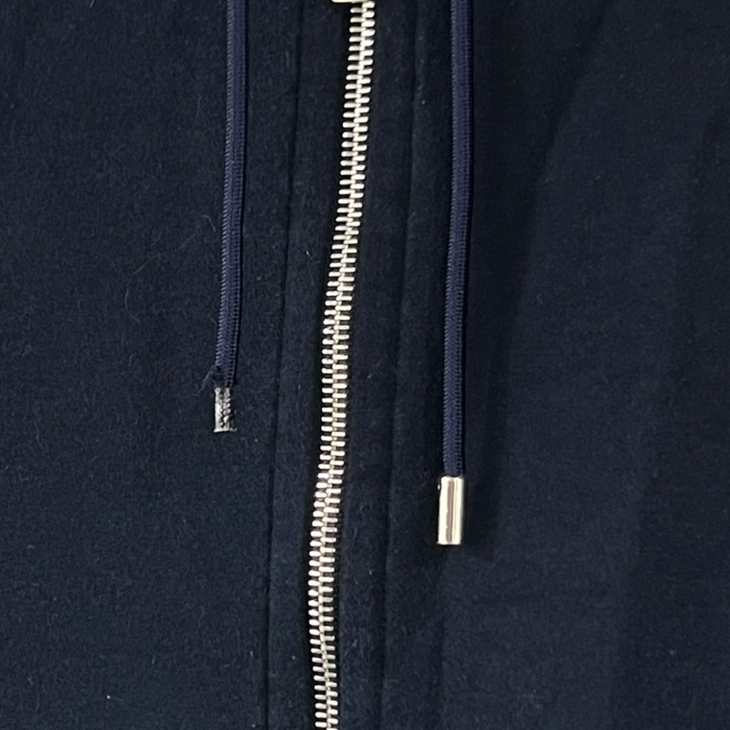 Felpa con zip taglia M (veste S)