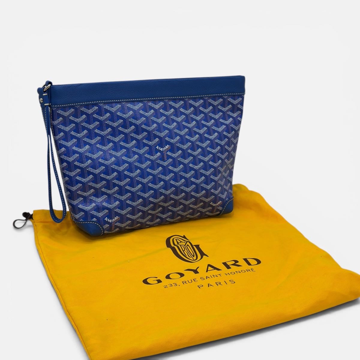 Conti Pouch