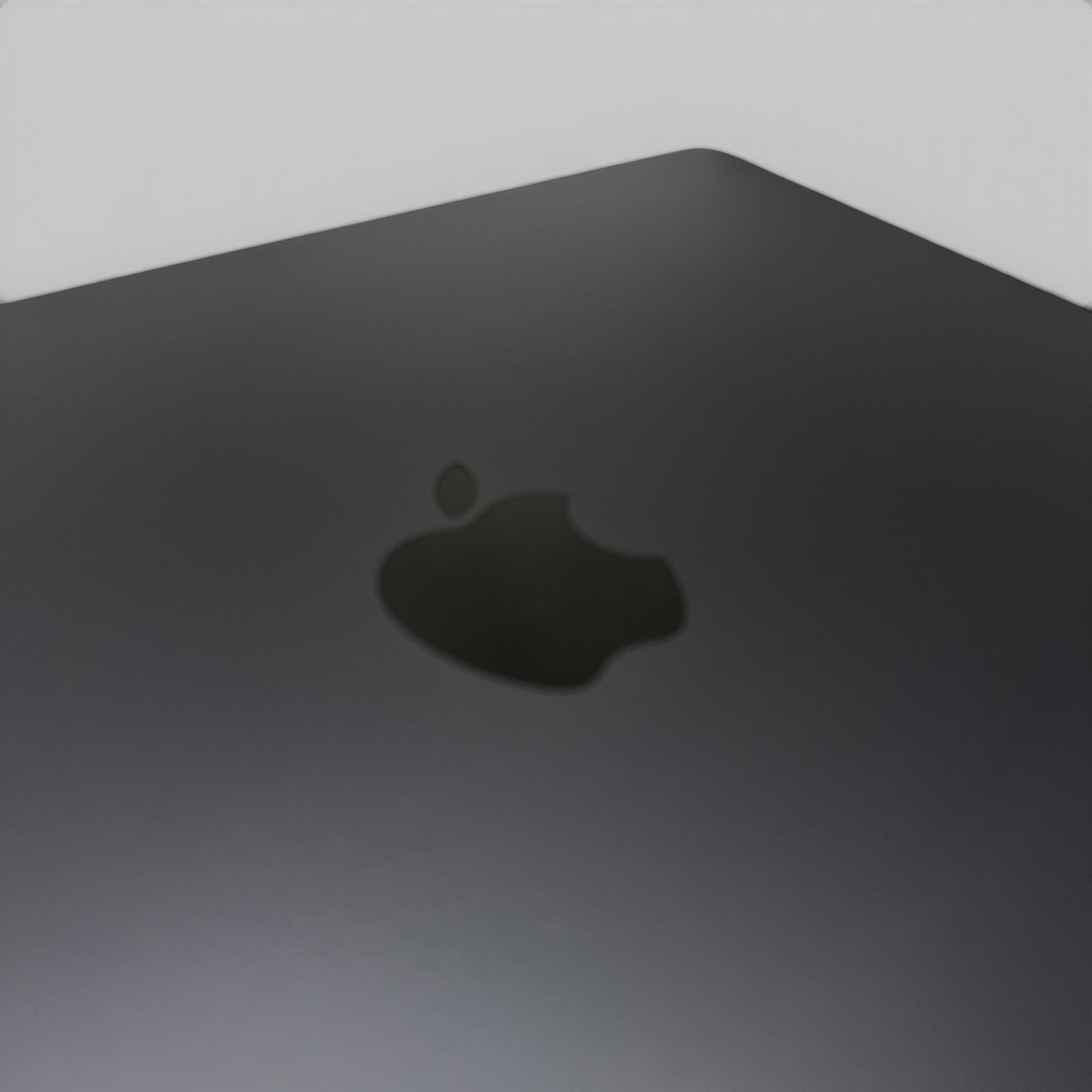 MacBook Pro 13" M4 16 Gb - 512 Ssd (Apple care+)