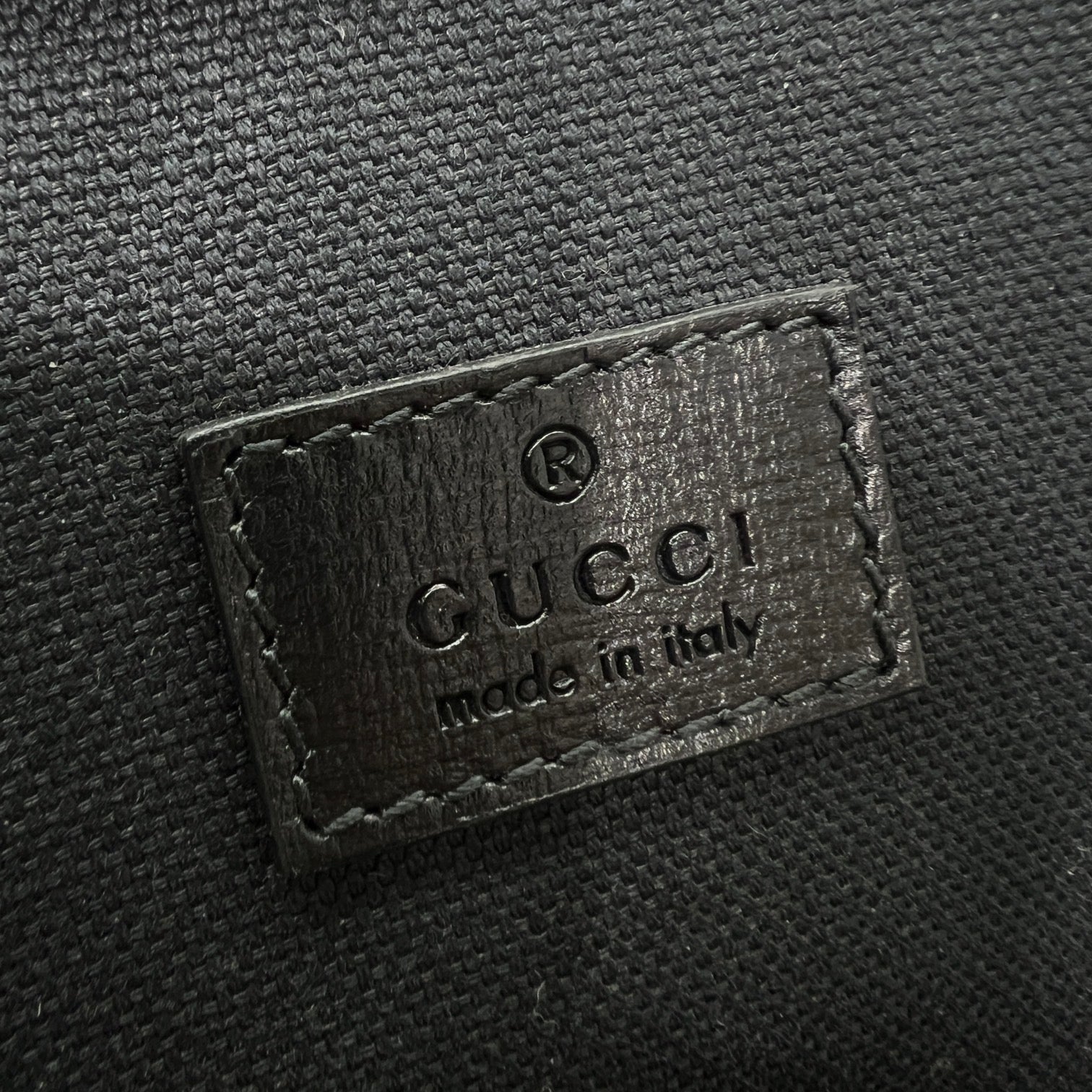 GUCCI PORTADOCUMENTI INTERLOCKING GG SUPREME