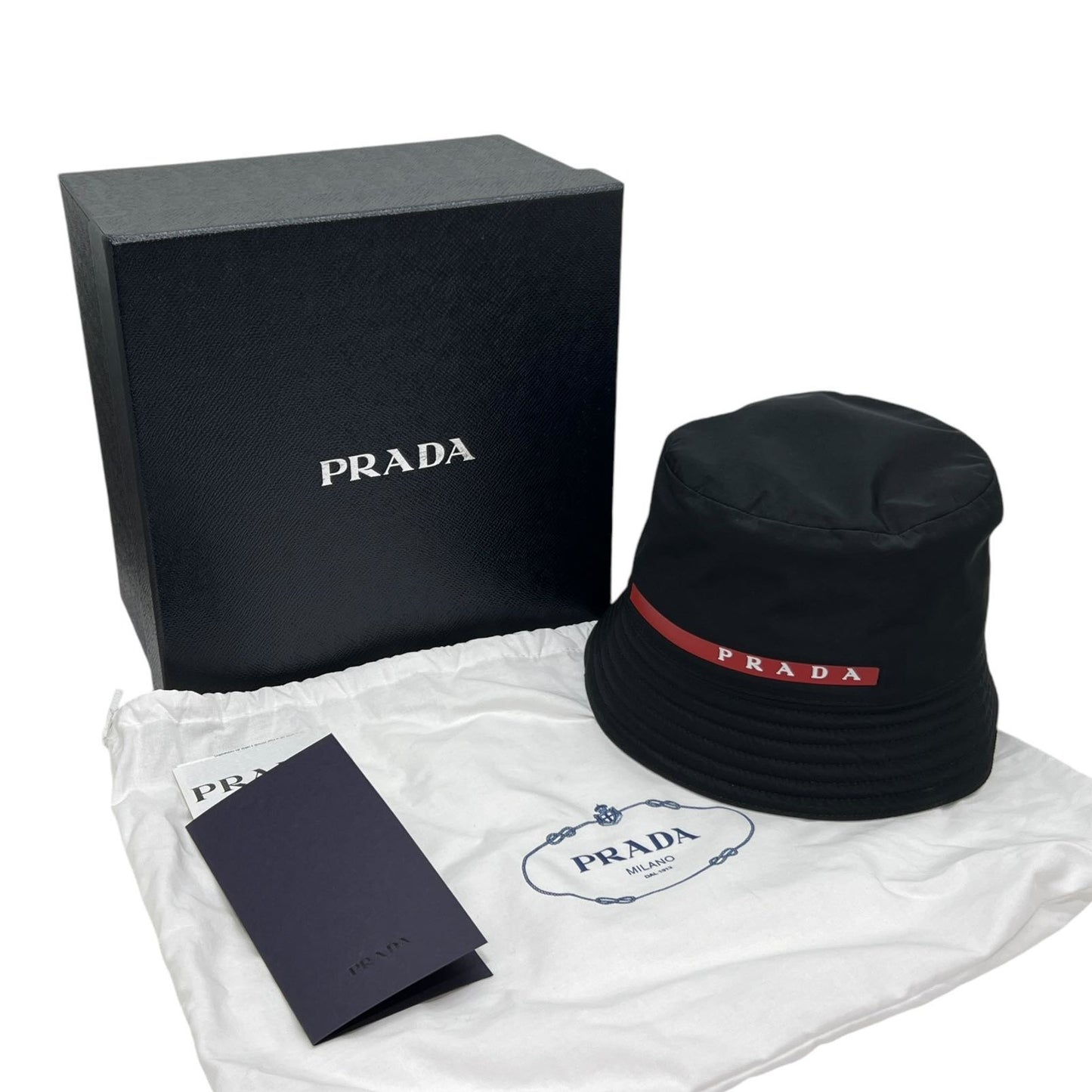 PRADA LUNA ROSSA CAPPELLO DA PESCATORE IN RE-NYLON TG M