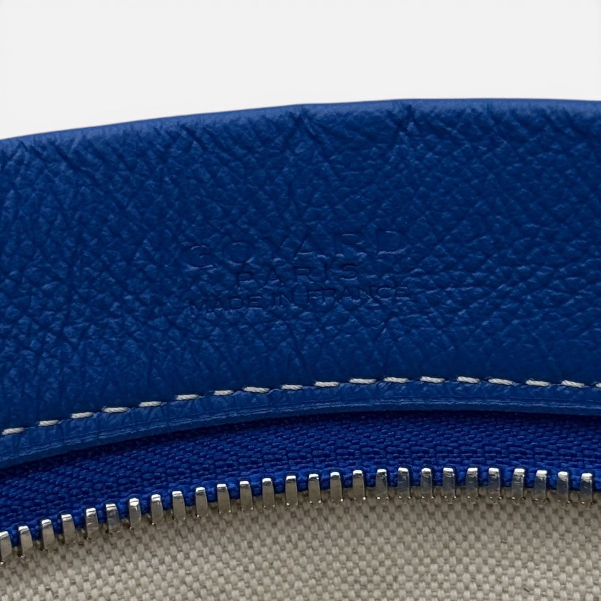 Conti Pouch