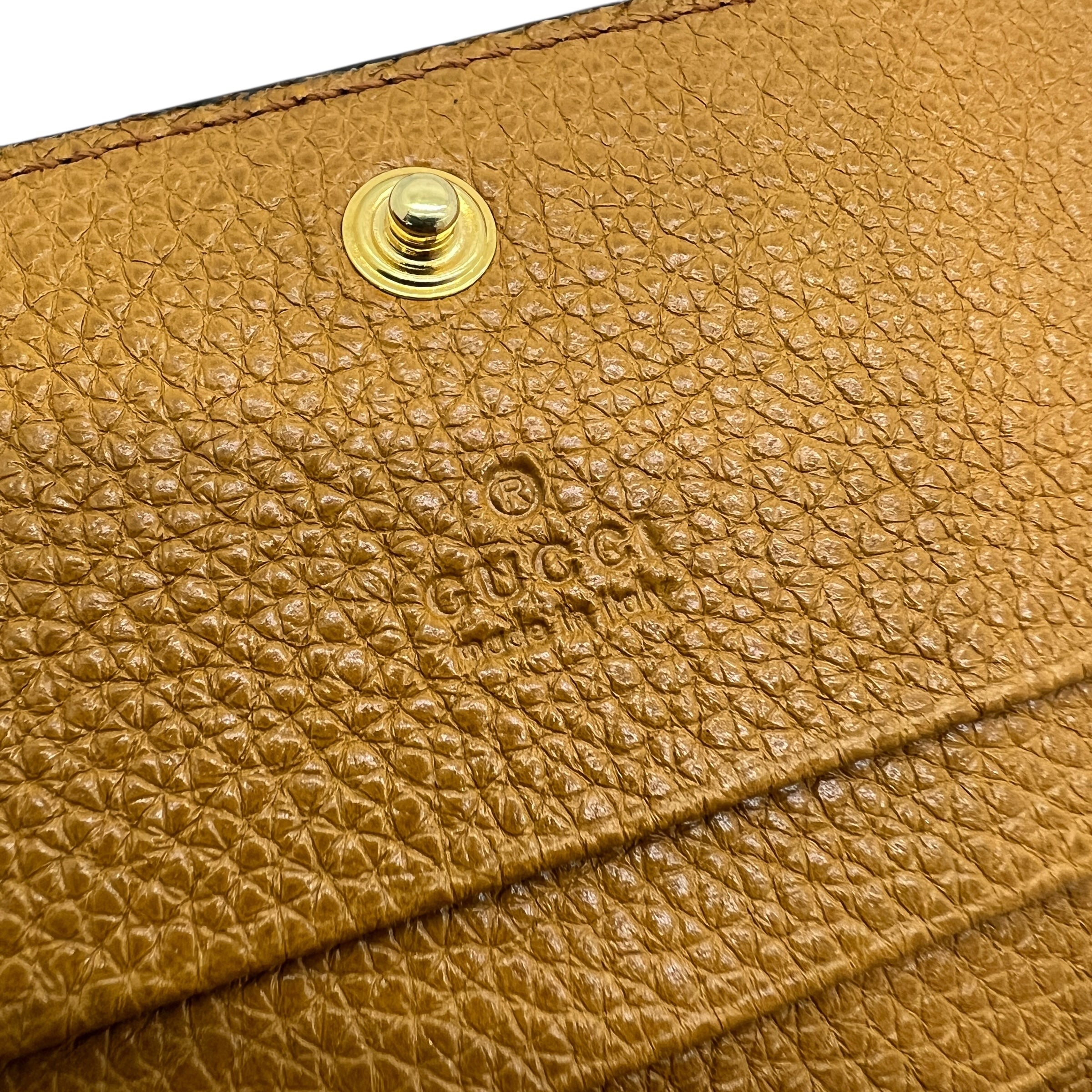 Zumi portafoglio compatto in pelle con catenella