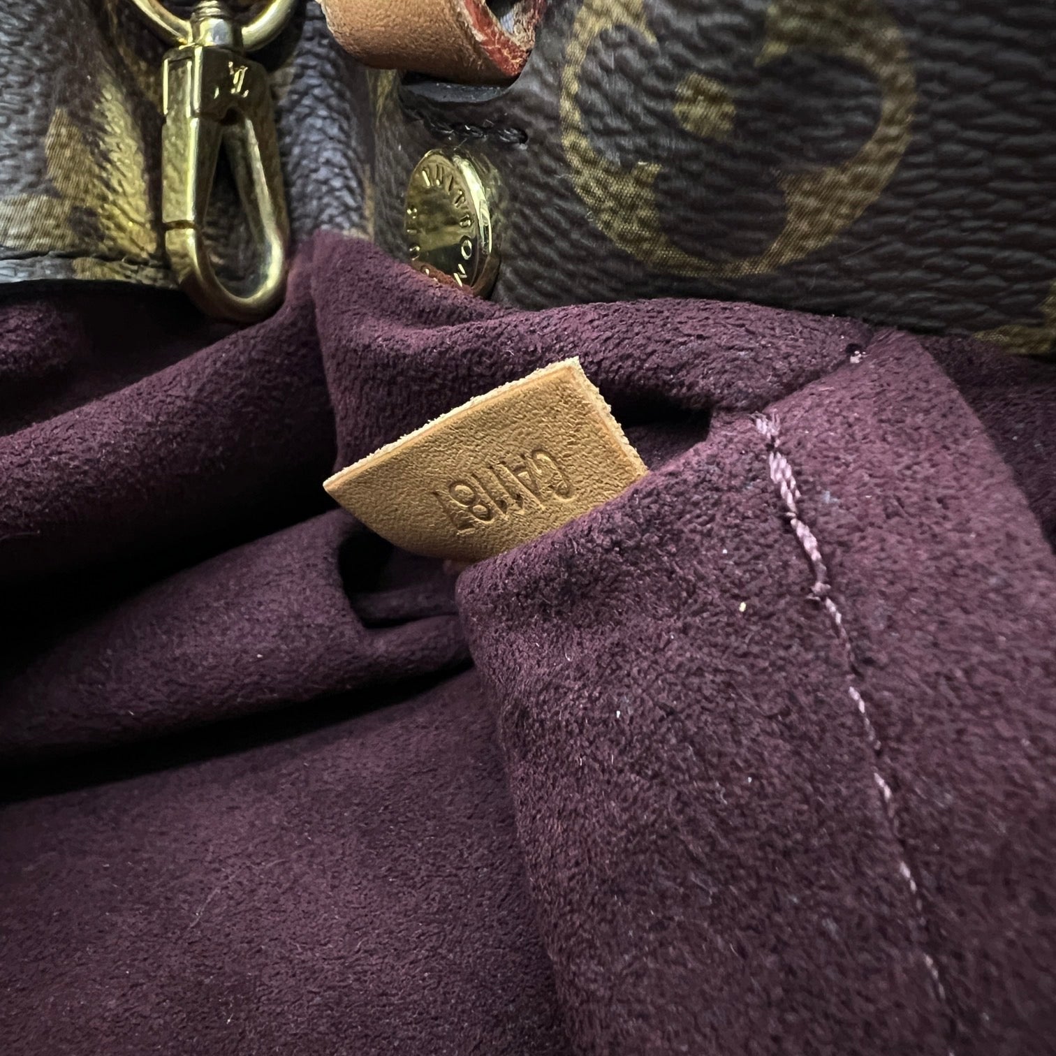 LOUIS VUITTON MONTAIGNE PM