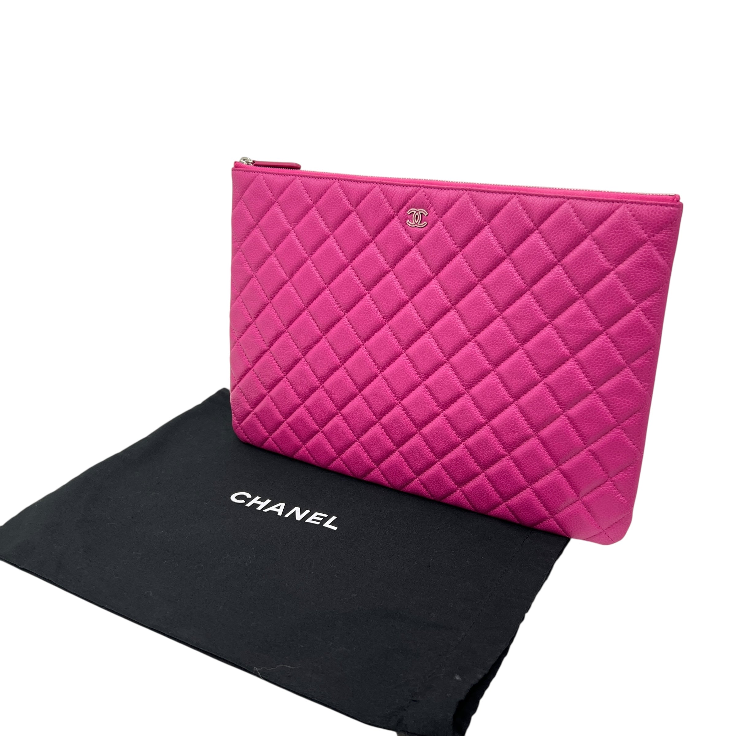 CHANEL POCHETTE GRANDE FUCSIA