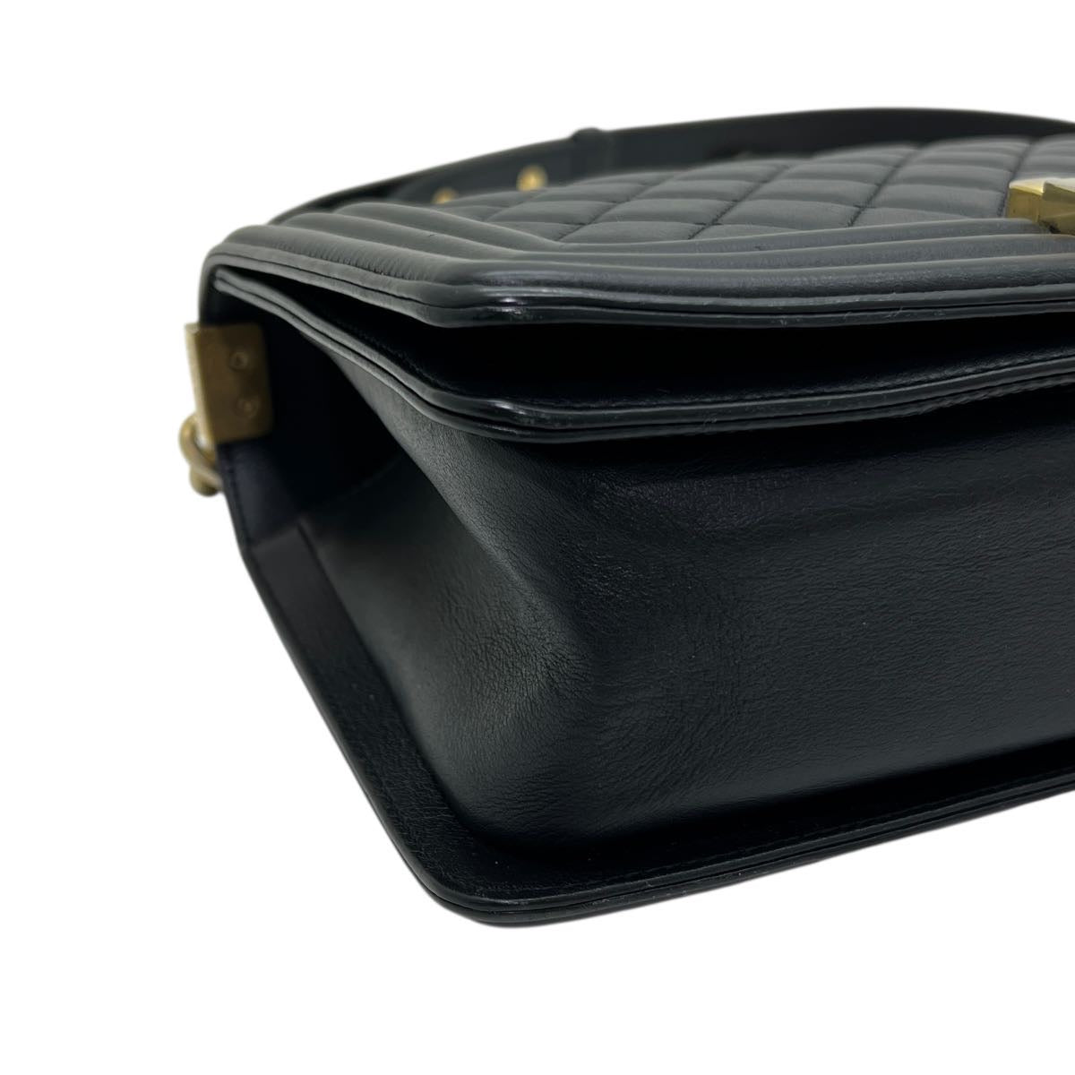 CHANEL BORSA BOY