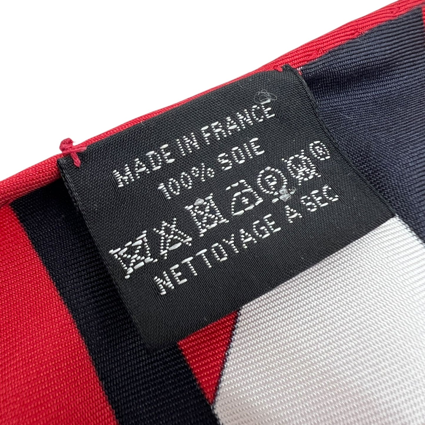 HERMÈS FOULARD TRIANGOLARE IN SETA