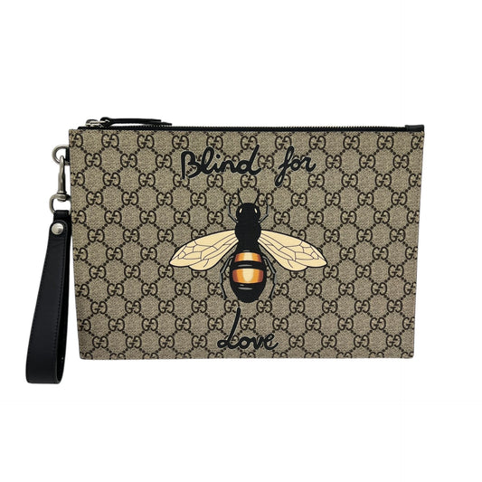 GUCCI POCHETTE GG SUPREME BEE BLIND FOR LOVE MEDIA