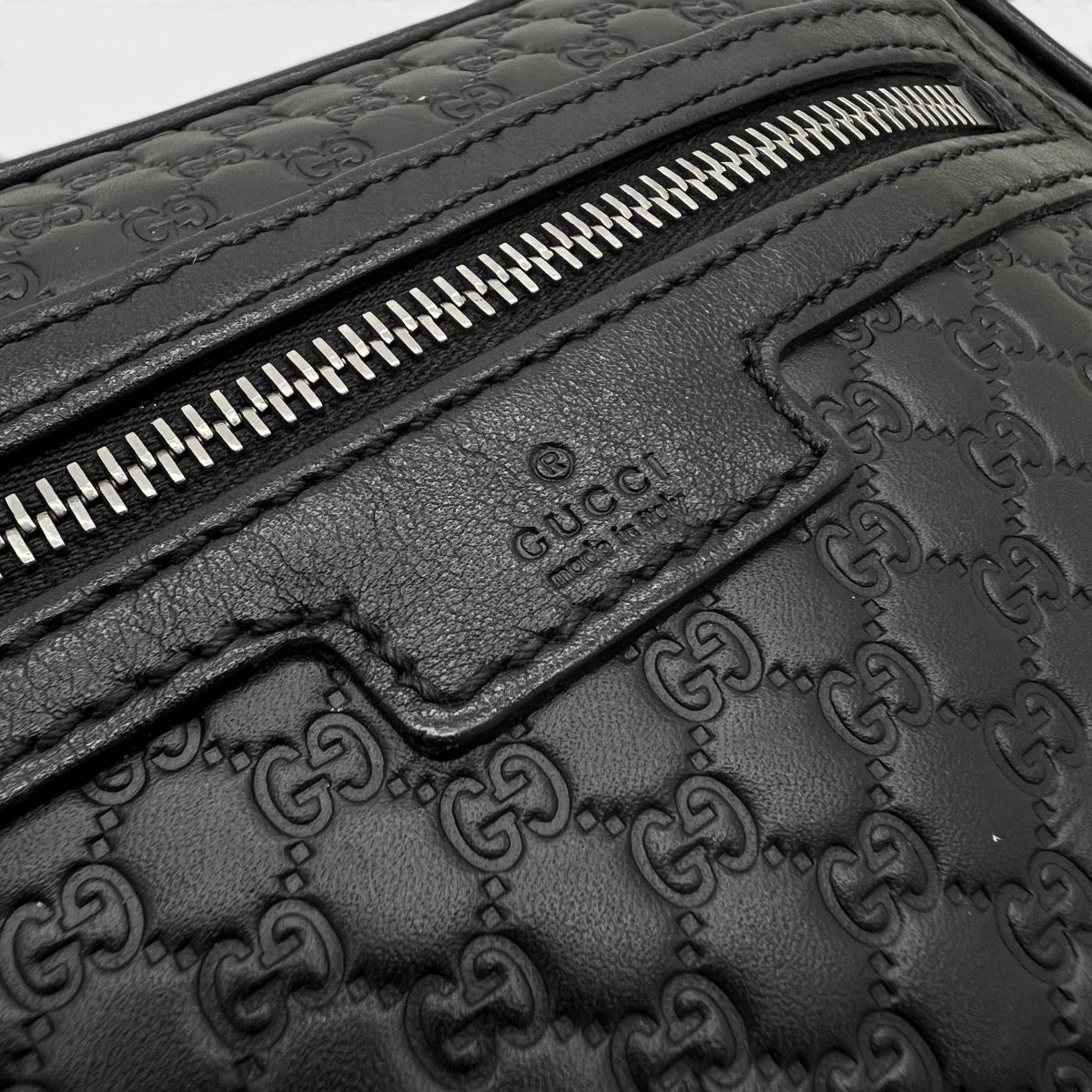 Porta necessaire in pelle Micro Guccissima
