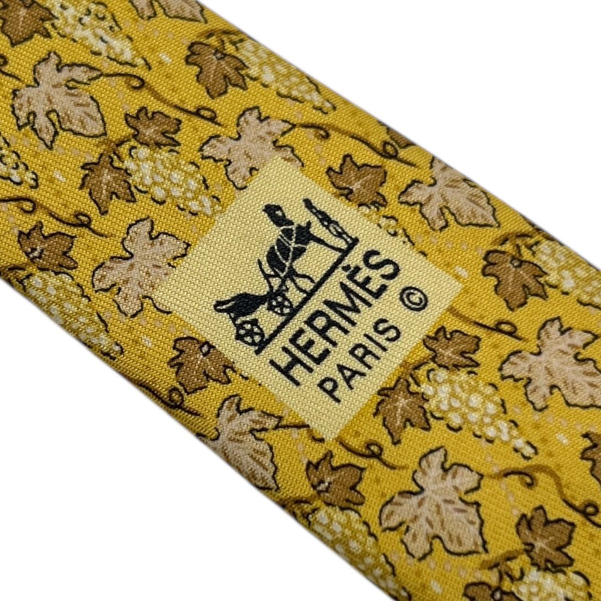 HERMÈS CRAVATTA IN SETA