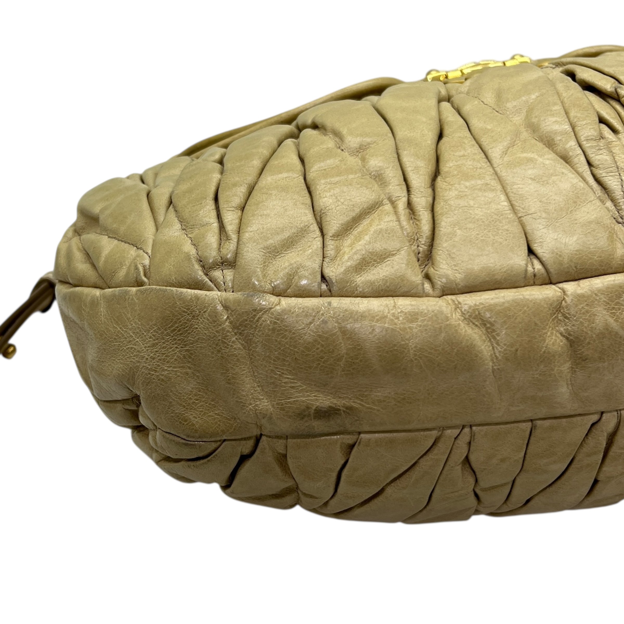 Borsa a spalla in pelle goffrata