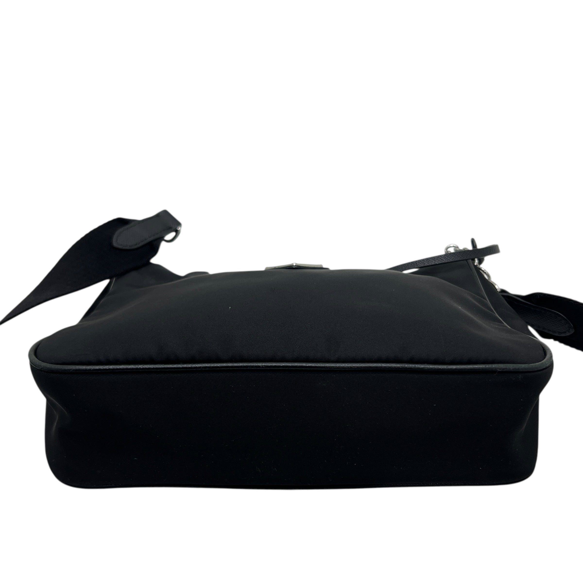 Borsa Prada Re-Edition 2005 in Re-Nylon