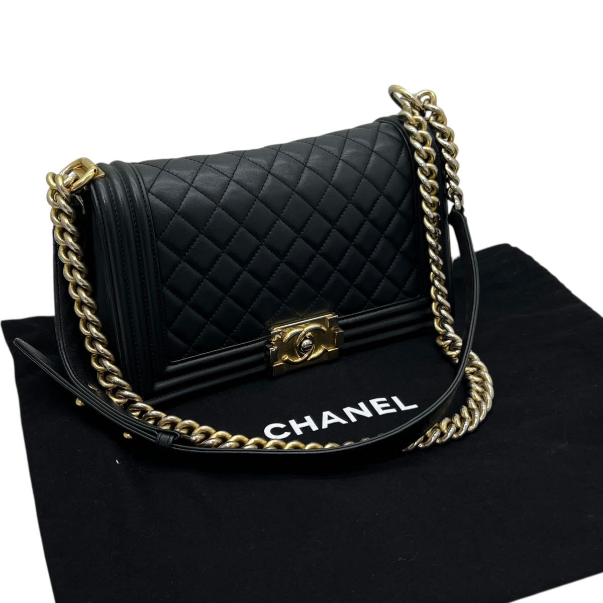 CHANEL BORSA BOY