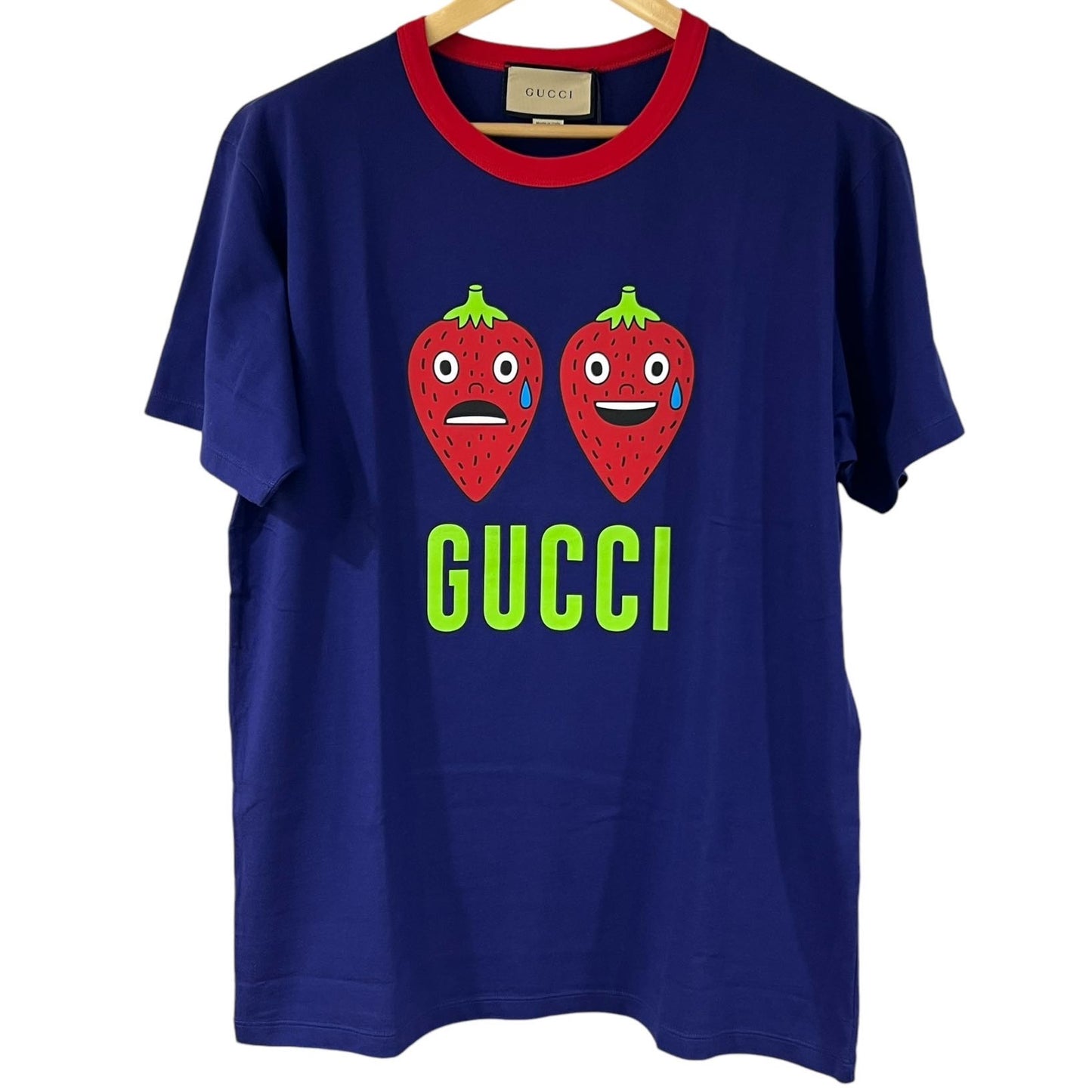 GUCCI T-SHIRT STRAWBERRY SIZE M