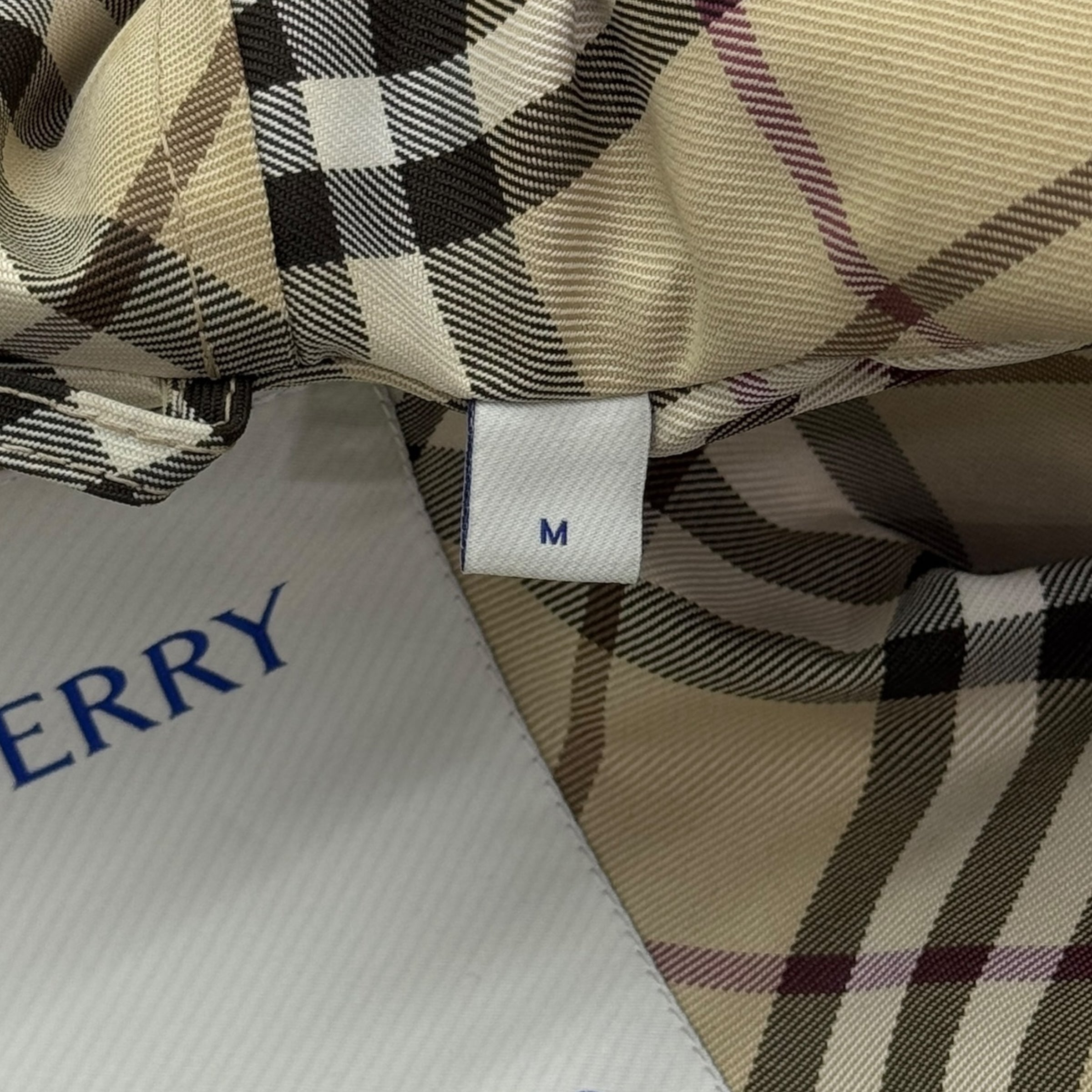 Giubbotto in nylon taglia M