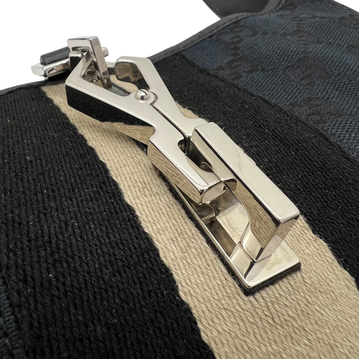 GUCCI JACKIE BORSA A SPALLA MEDIA