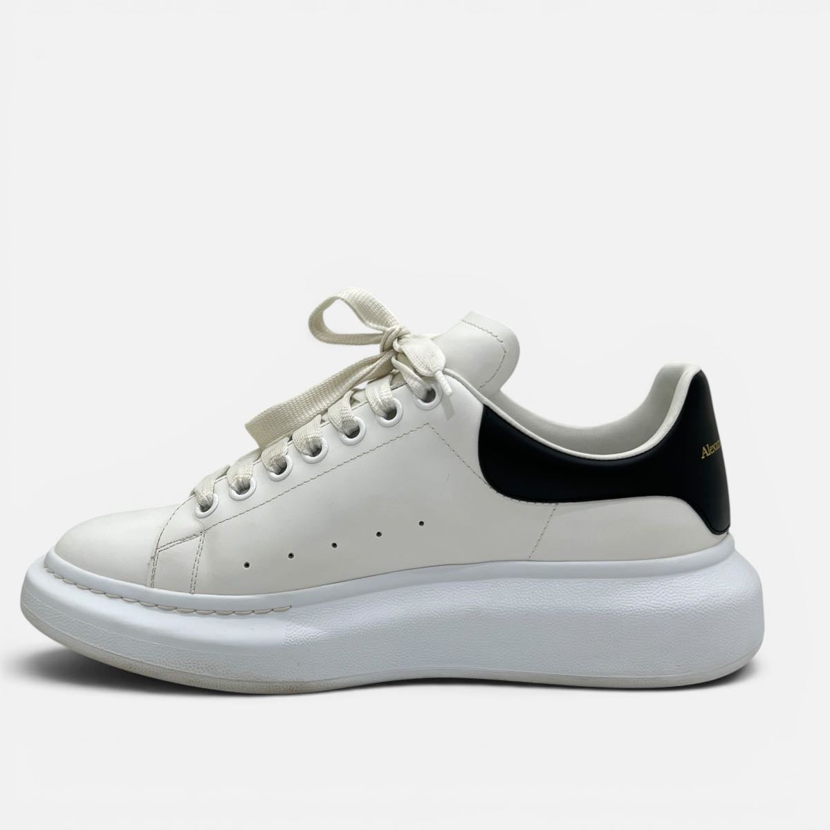 Sneaker Oversize taglia 41,5