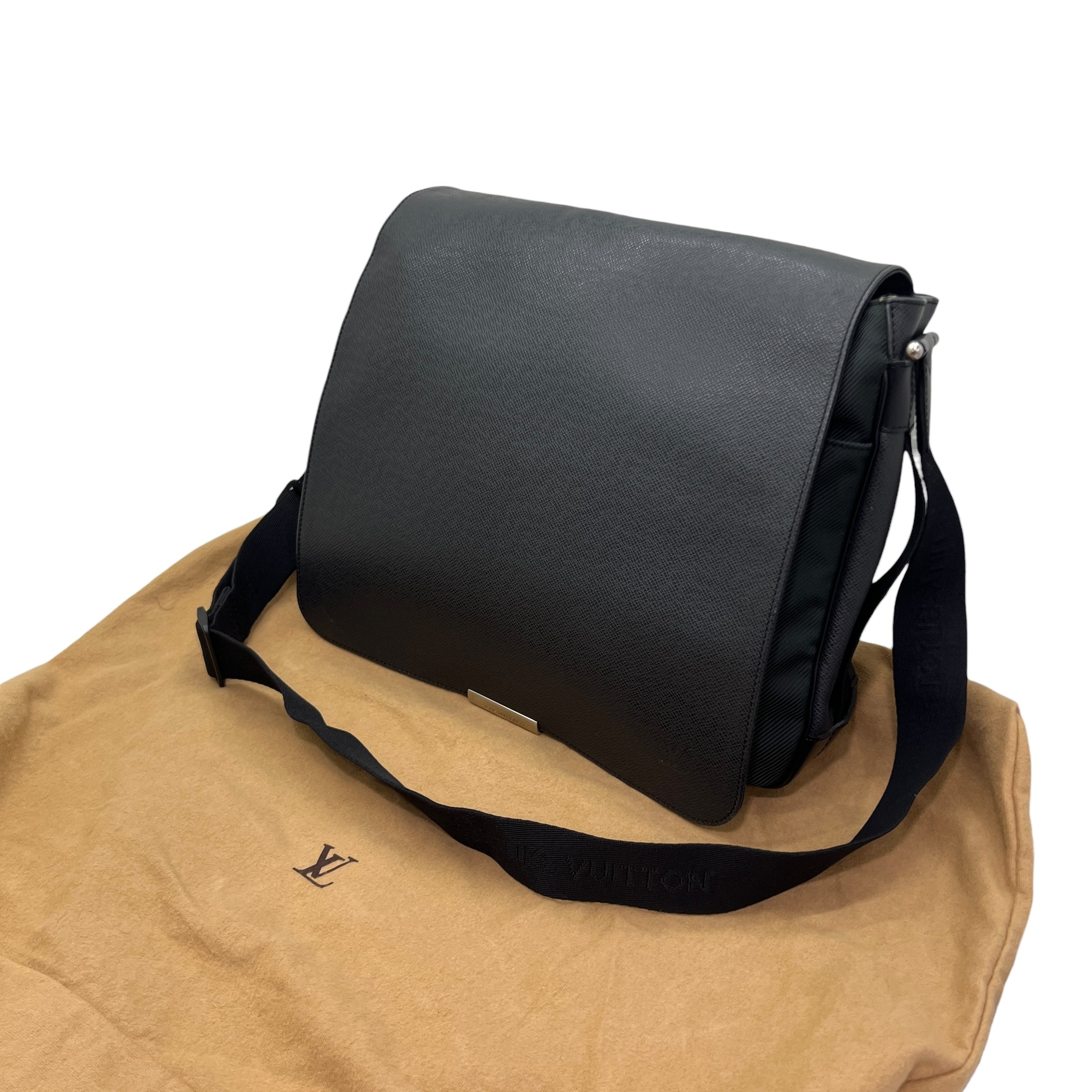 Viktor tracolla in pelle Epi