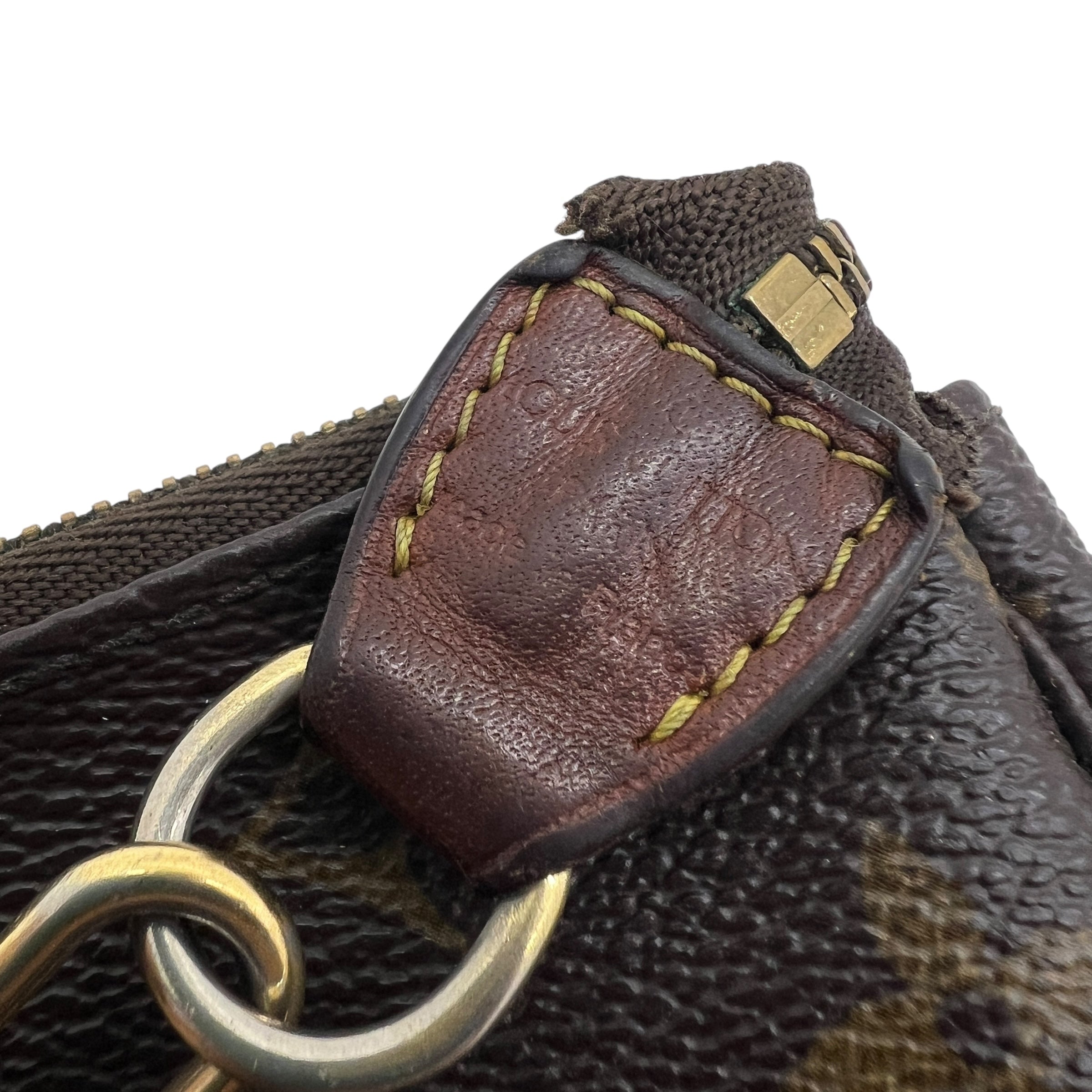 LOUIS VUITTON MINI POCHETTE ACCESSOIRE